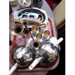 Mixed sel. of plateware incl. egg set, handled cake dishes, 4 cpt.