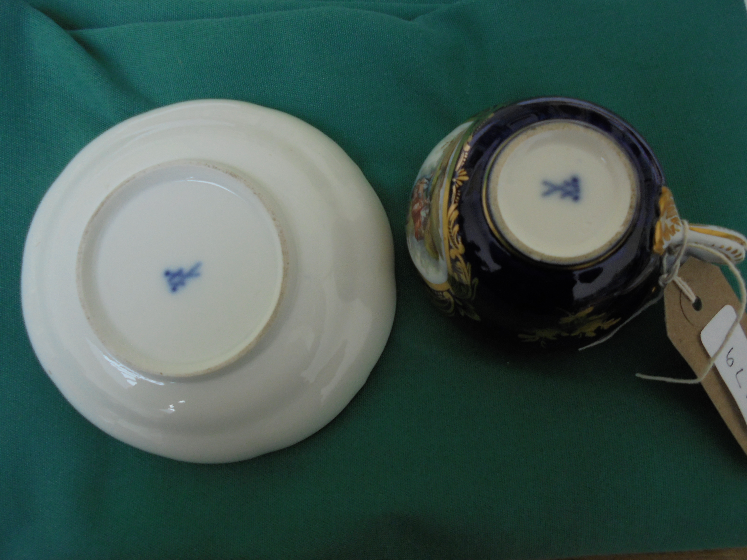 Pair of early Crown Derby cups and saucers and a cobalt blue ground Meissen cup and saucer inset - Image 4 of 5