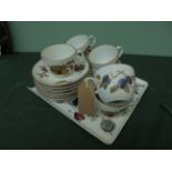 7 Royal Worcester 'Evesham' patterned cups and saucers
