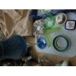 Magpie lot incl. green glass v shaped posy bowl and a Denby posy bowl, 3cpt.