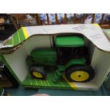 John Deere 7600 diecast tractor in original box