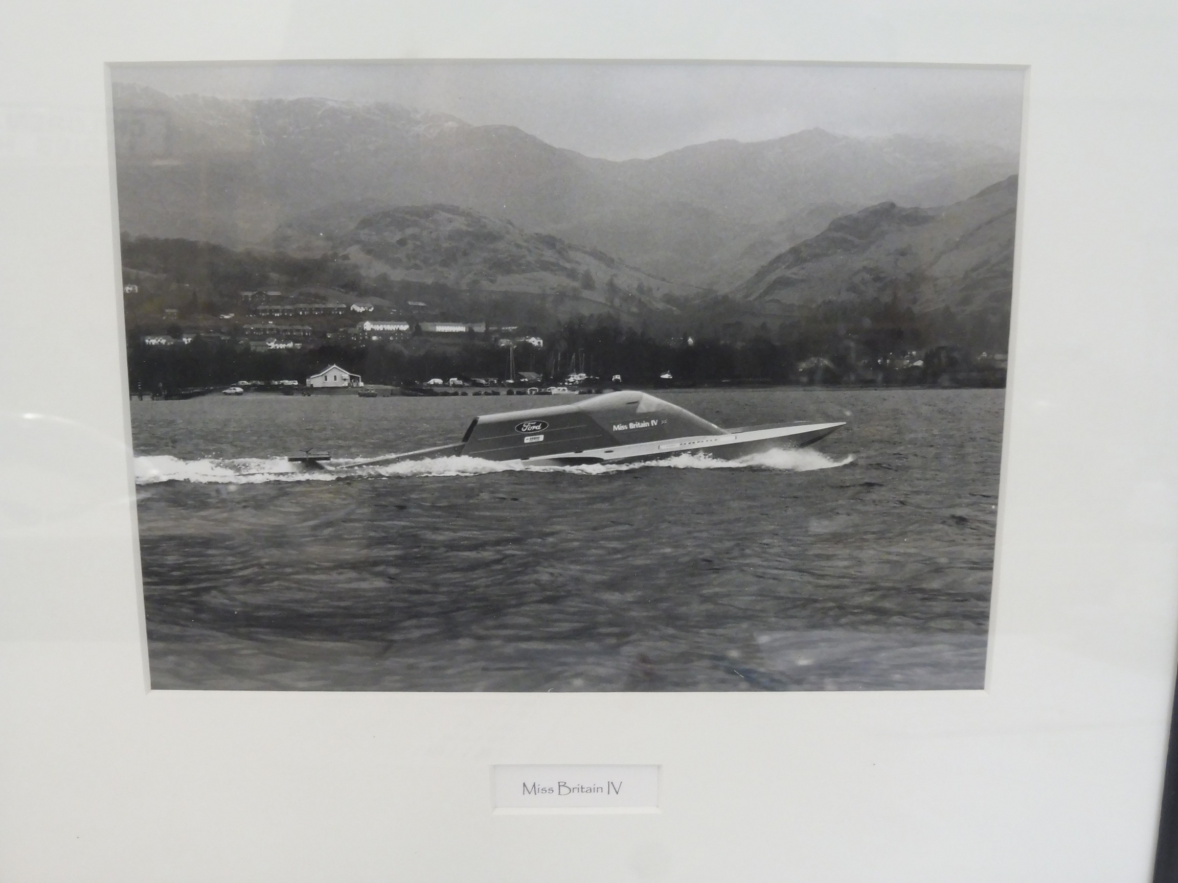 A framed and glazed photograph of Miss Britain IV water speed boat, 14 1/2 x 12 1/2". - Image 2 of 3