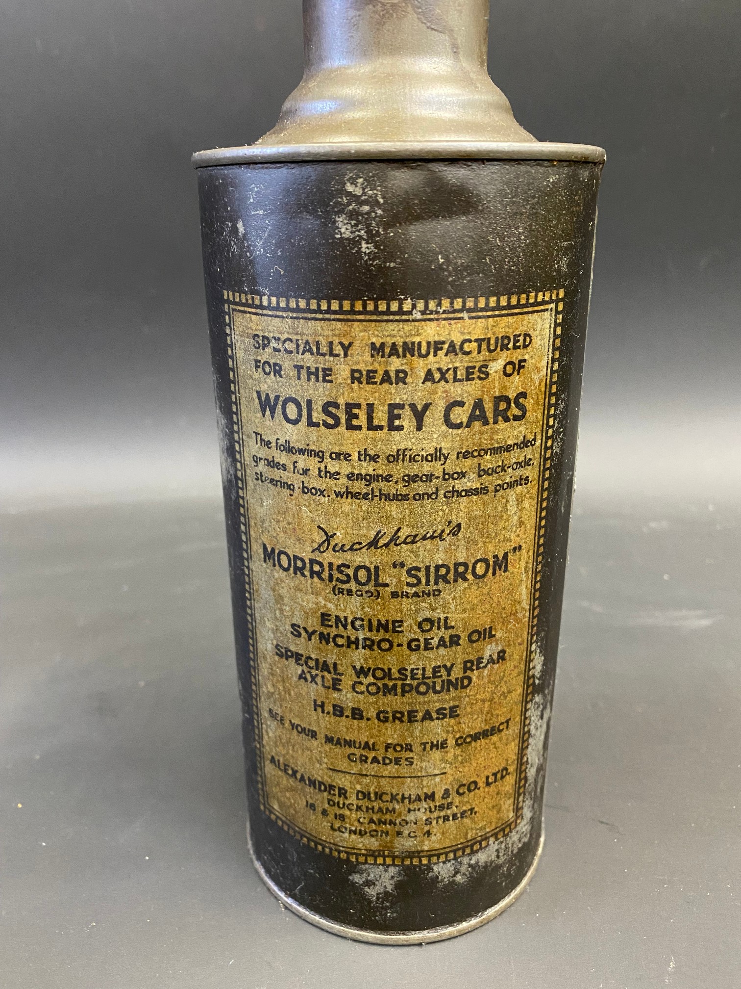 A rare Duckham's Wolseley Rear Axle Compound cylindrical quart can. - Image 6 of 9