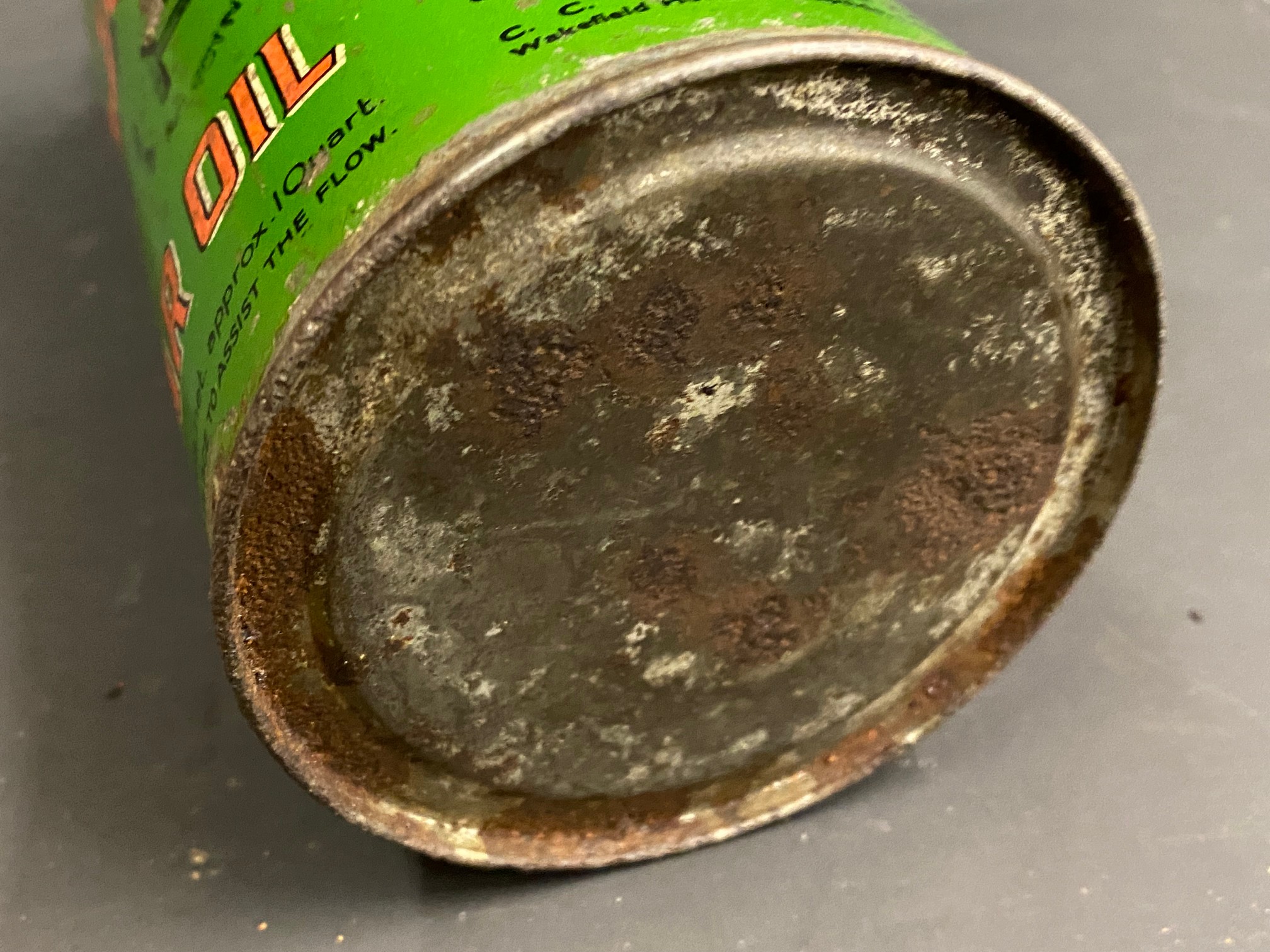 A Wakefield Castrol Gear Oil 'F' grade cylindrical quart can with image of a gearbox internals, - Image 6 of 7