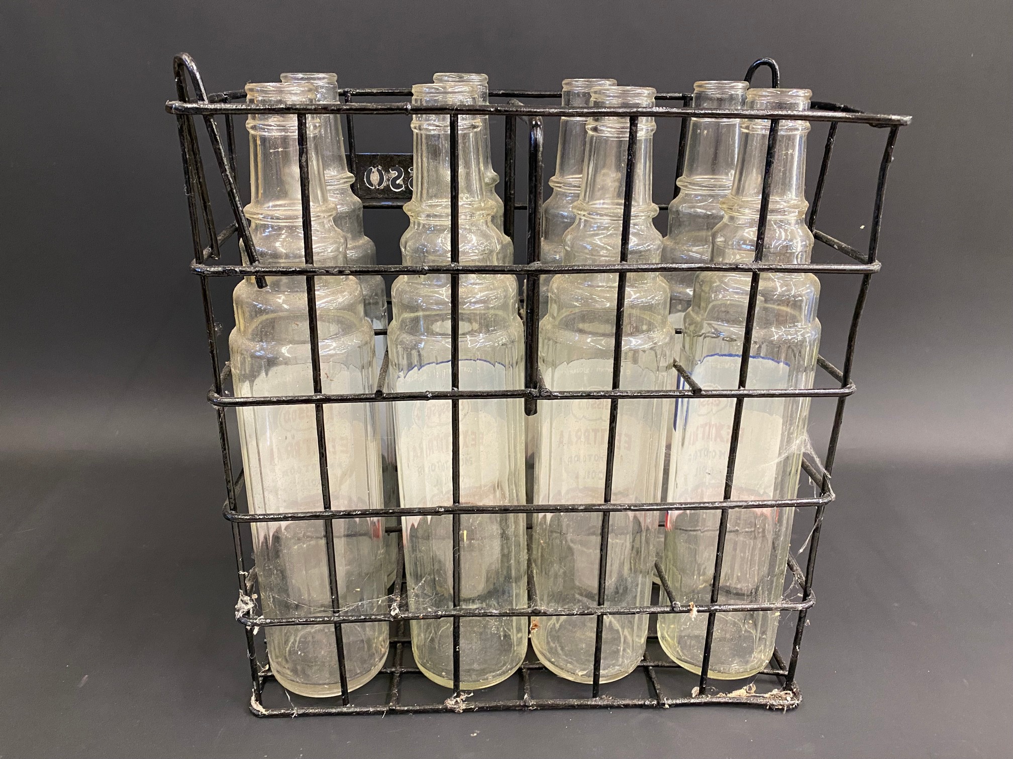 A set of eight Esso Extra Motor Oil glass quart oil bottles, with good labels, in a carrying crate. - Image 3 of 4