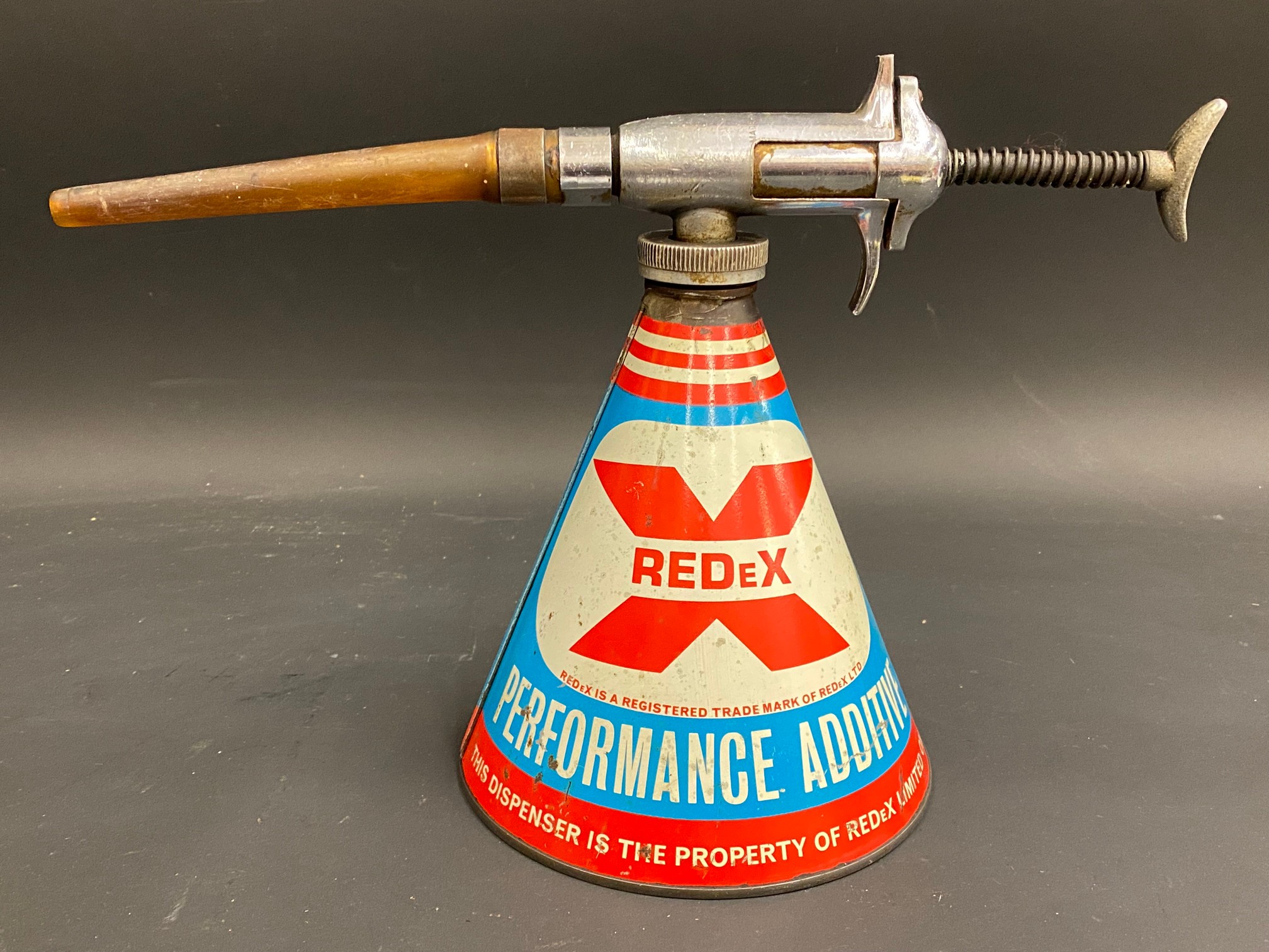 A Redex conical dispensing gun. - Image 3 of 6