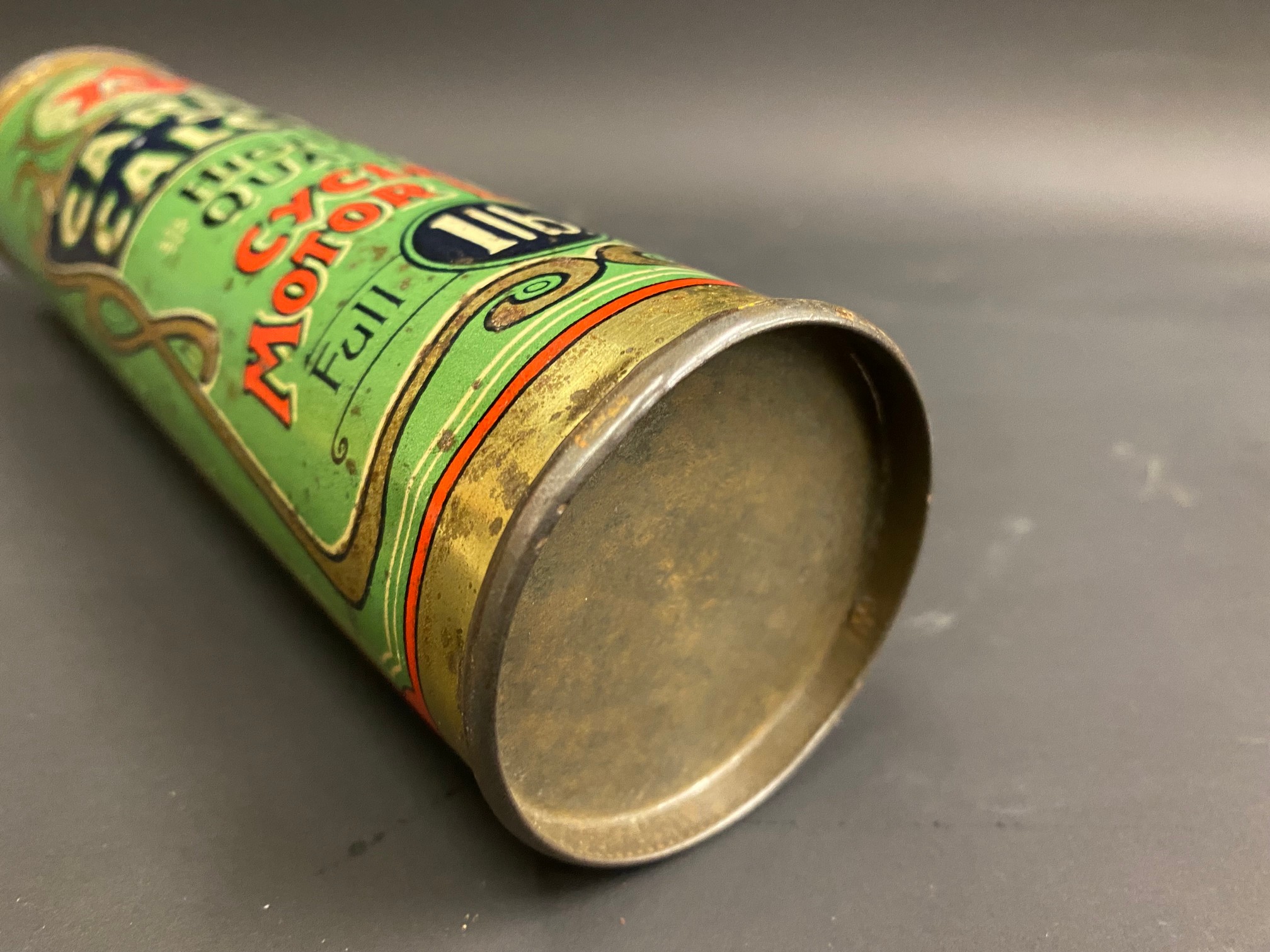 A Carbide of Calcium 1lb cylindrical tin in good condition. - Image 6 of 6