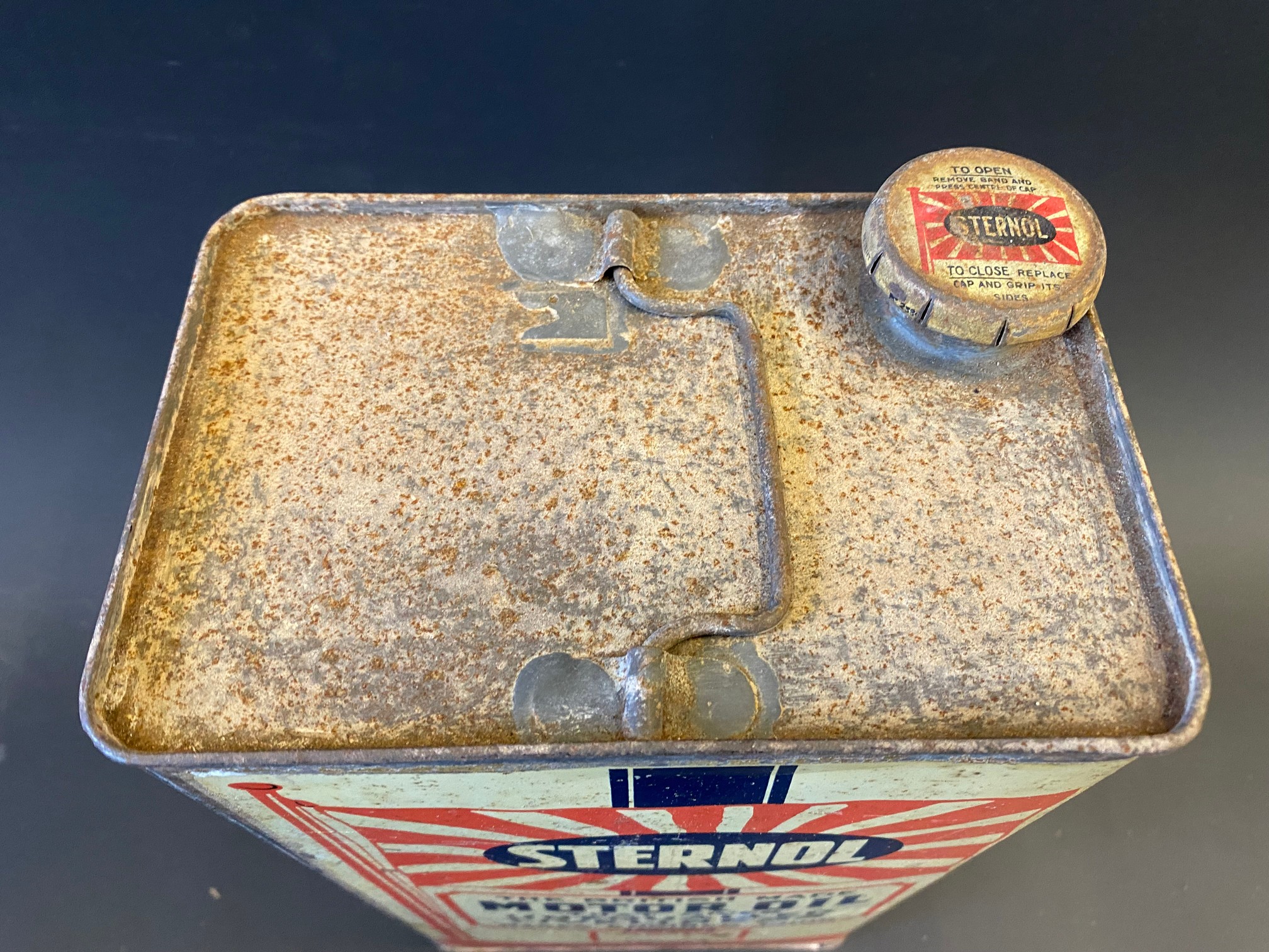 A Sternol Motor Oil gallon can in good condition. - Image 5 of 6