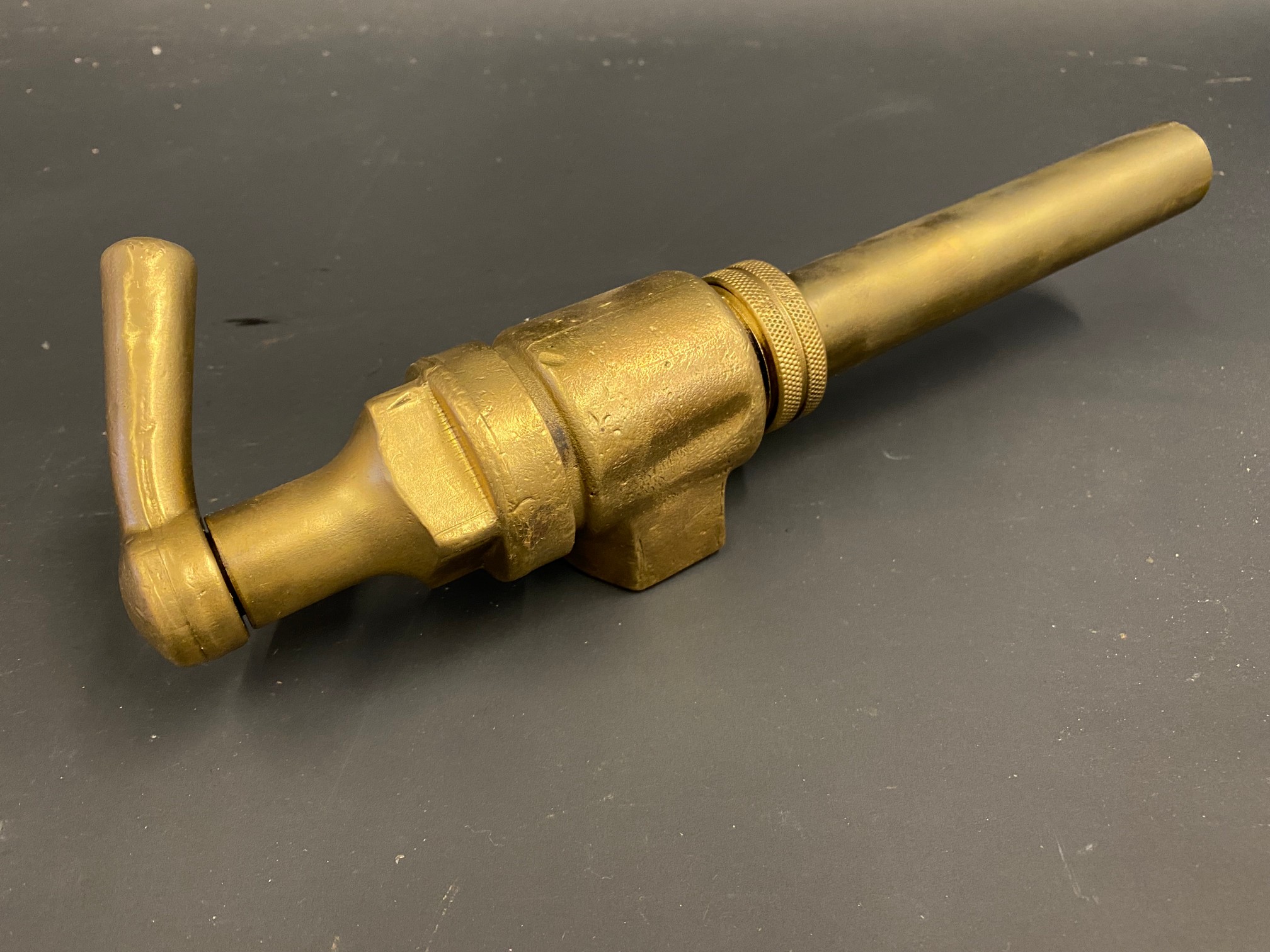 A bronze petrol pump trigger nozzle. - Image 3 of 3