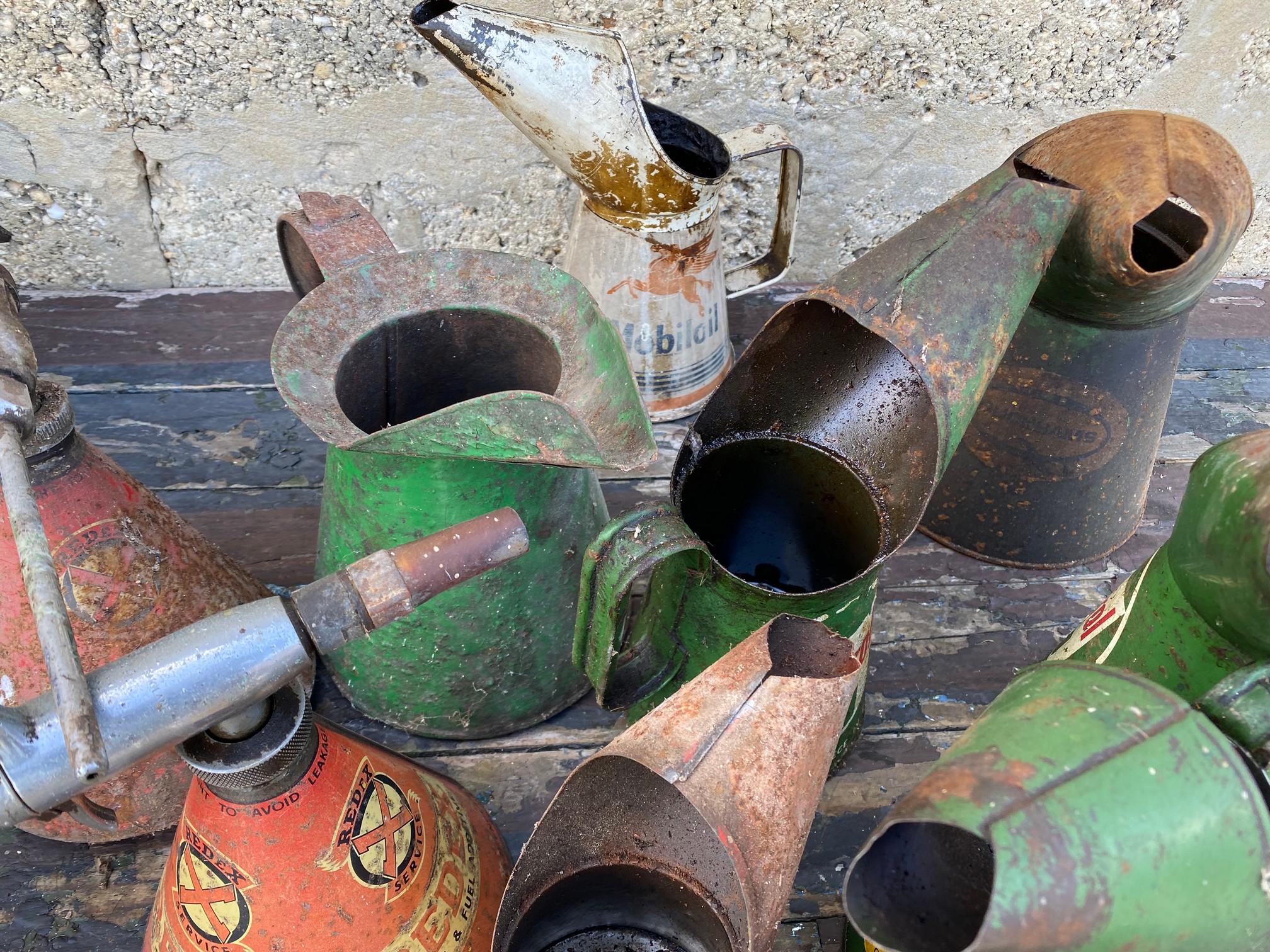 A box of oil measures plus two Redex conical dispensers. - Image 2 of 3