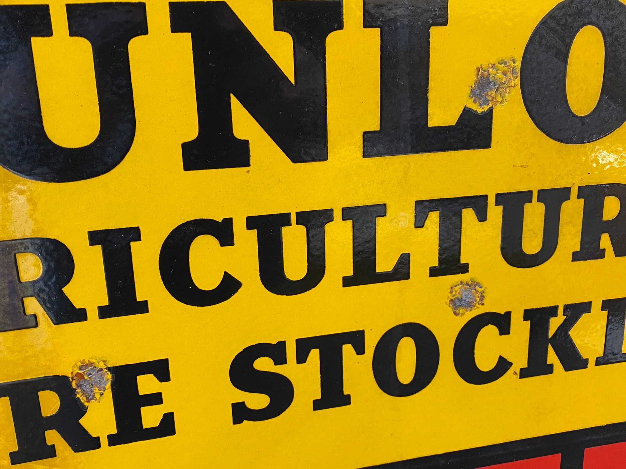 A Dunlop Agricultural Tyre Stockist circular double sided enamel sign, 24" diameter. - Image 3 of 5