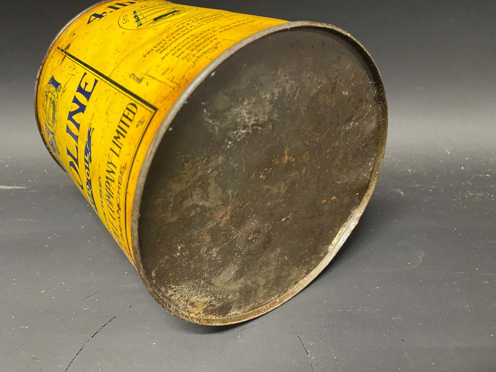 A Price's Belmoline 4lb grease tin. - Image 6 of 6