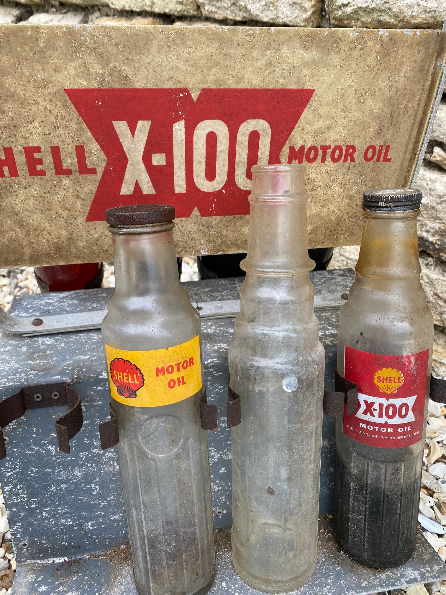 A Shell X-100 Motor Oil double sided oil bottle crate, with five matching Shell pint bottles and two - Image 4 of 4