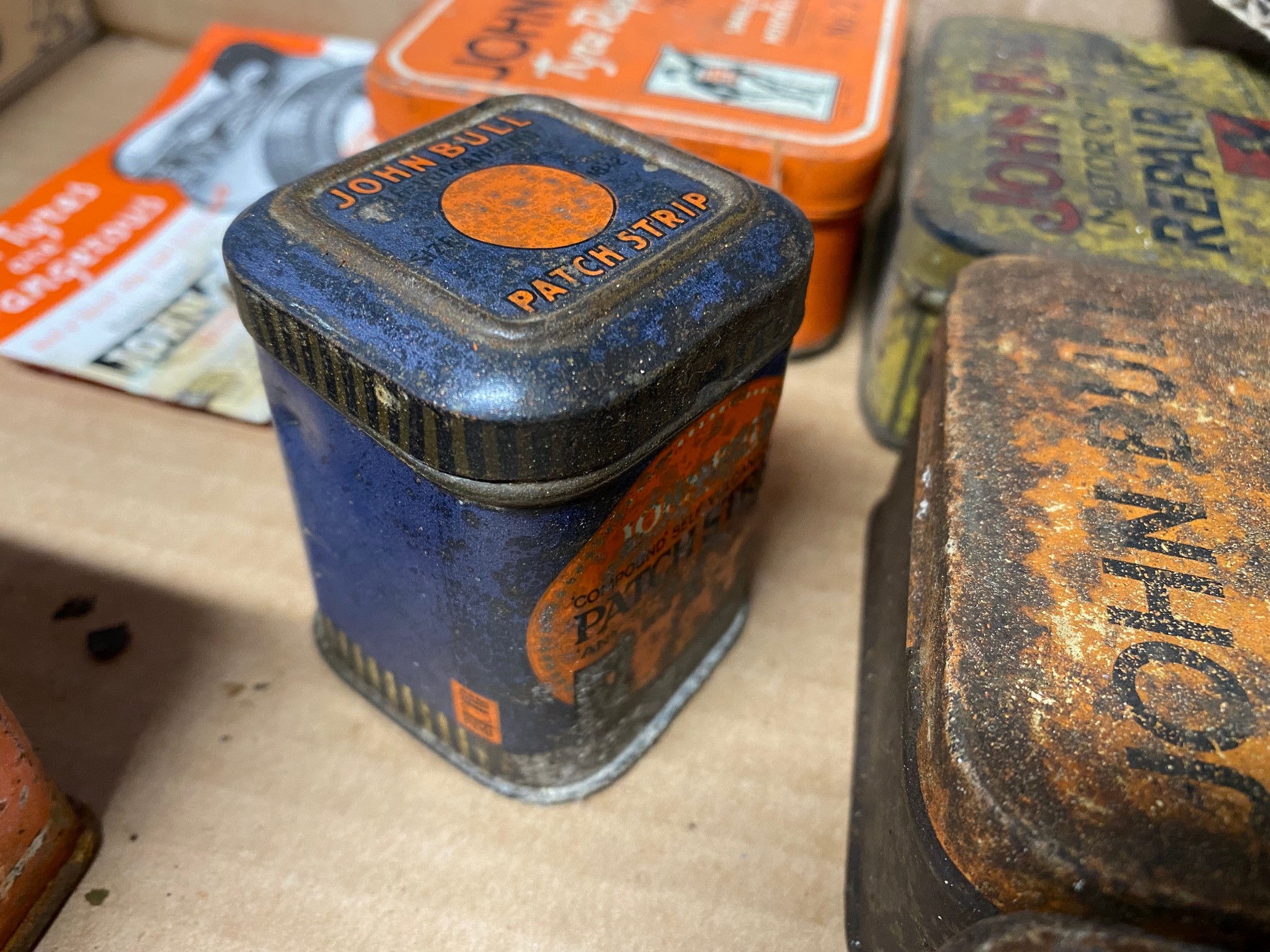 A good box of John Bull tins and packaging. - Image 3 of 4