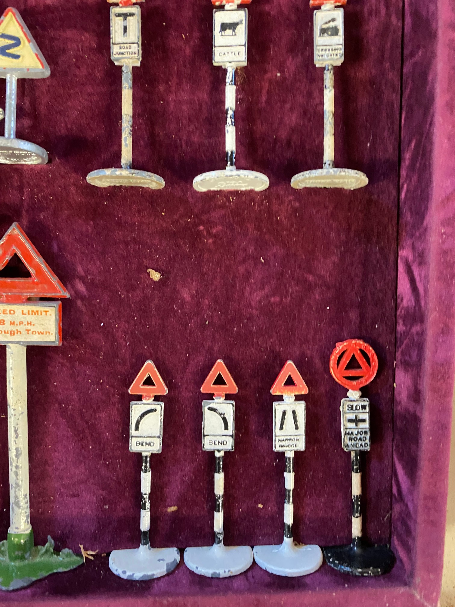 A framed collection of die-cast miniature road signs. - Image 3 of 5