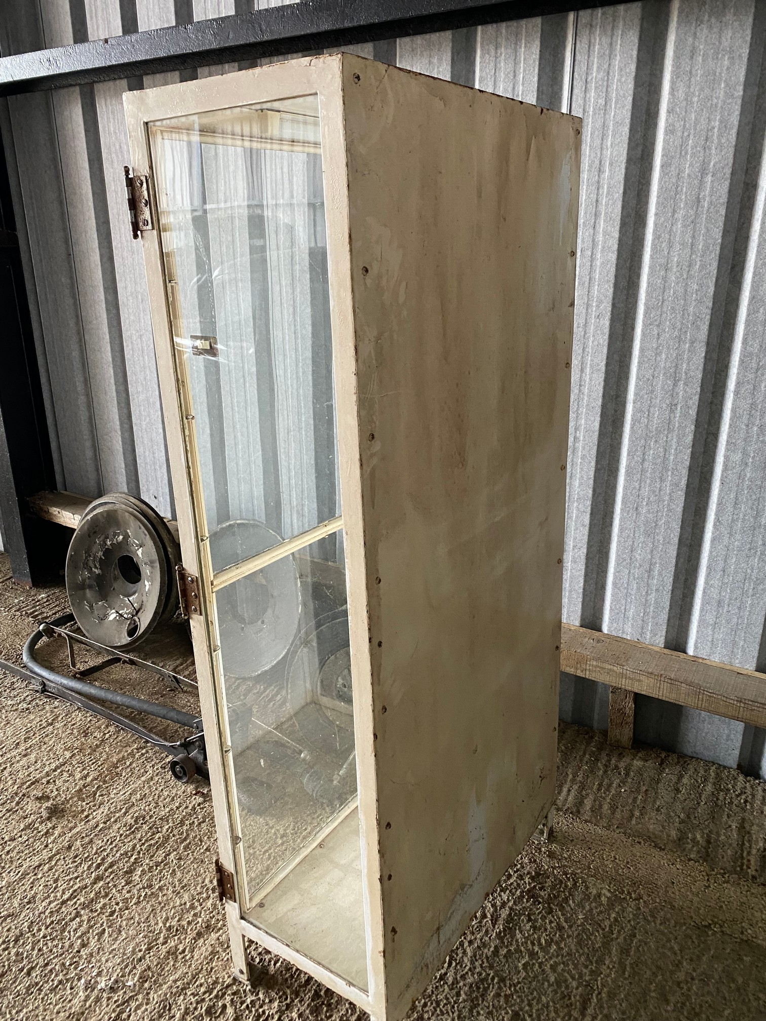 A tall metal framed front opening display cabinet, probably formerly pharmacy related, 30" w x 67" h - Image 3 of 3