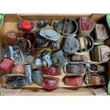 A tray of assorted lamps including D-shaped rear lamps.