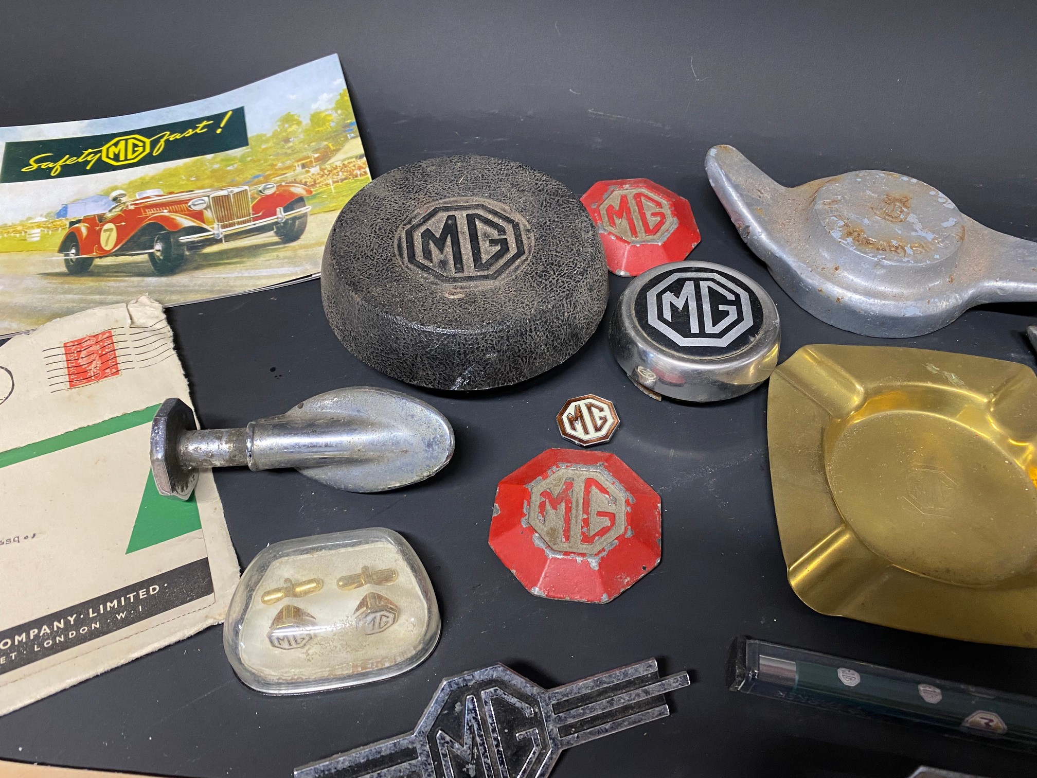 A selection of MG related promotional items, car insignia, branded car parts etc. - Image 2 of 3