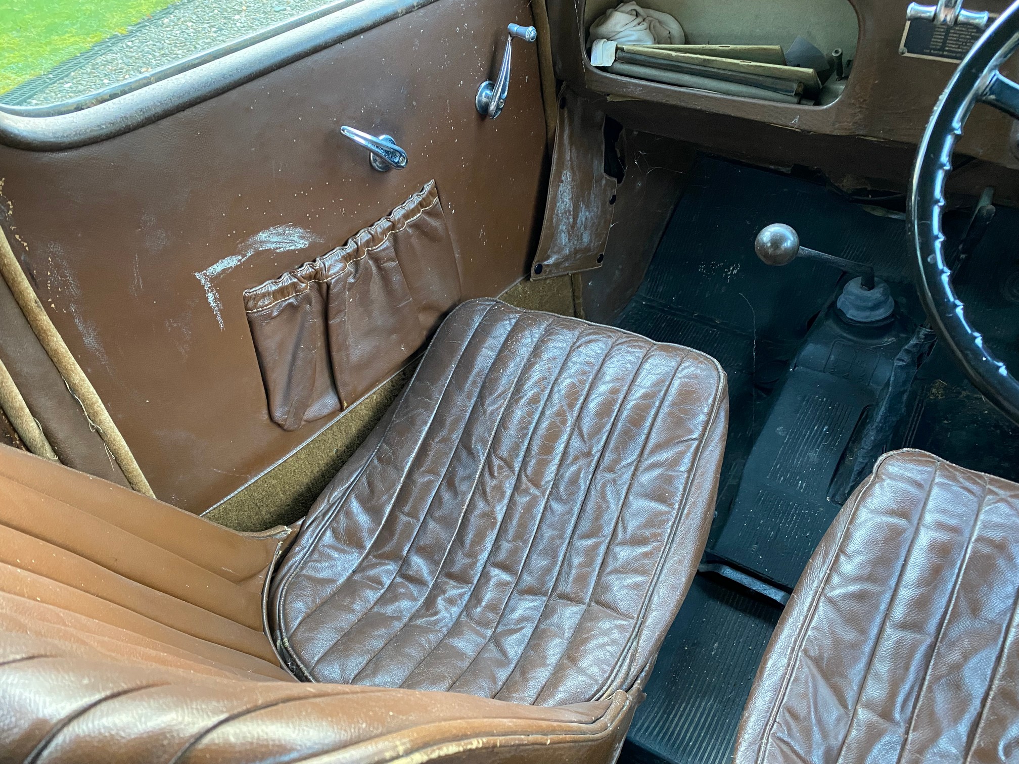 1938 Austin Big 7 Saloon Reg. no. DDE 216 Chassis no. C/RW11102 Engine no. C/RW11102 - Image 7 of 11