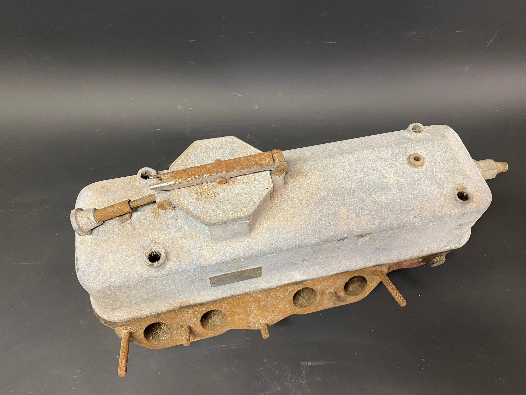 An MG P Type cylinder head and rocker cover, plus manifold. - Image 2 of 3