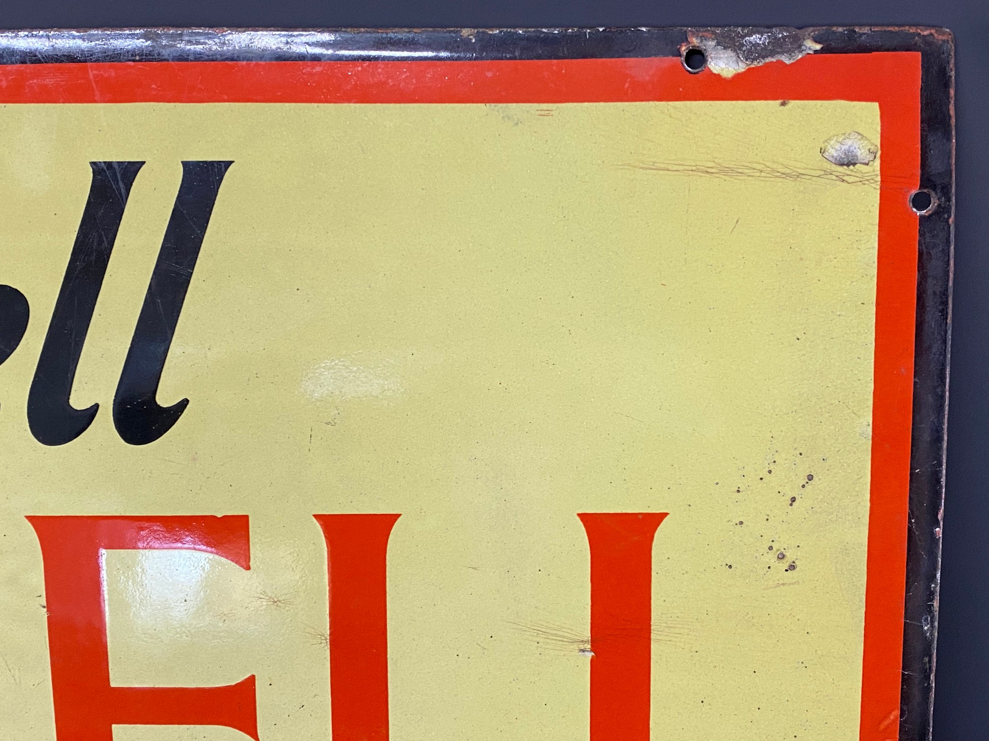 A Shell Lubricating Oils 'Every Drop Tells' pictorial enamel sign in very good condition, 24 x 36". - Image 3 of 7