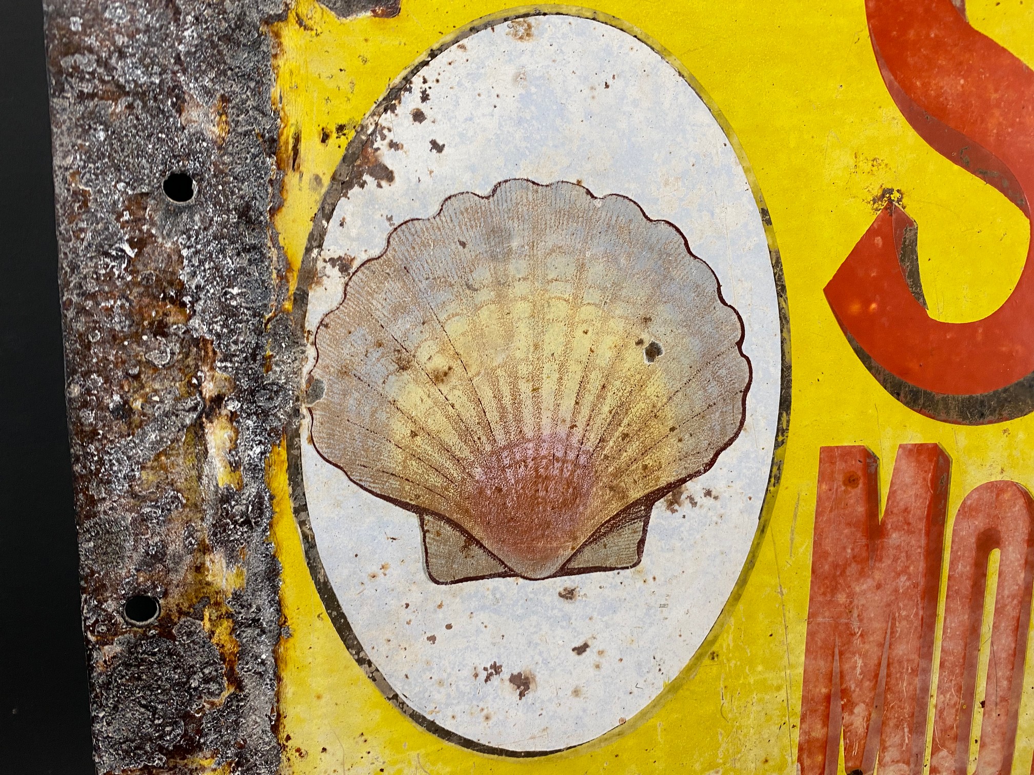 An early Shell Motor Spirit double sided enamel sign with clam motif, made by Willing & Co. Ltd, - Image 2 of 5