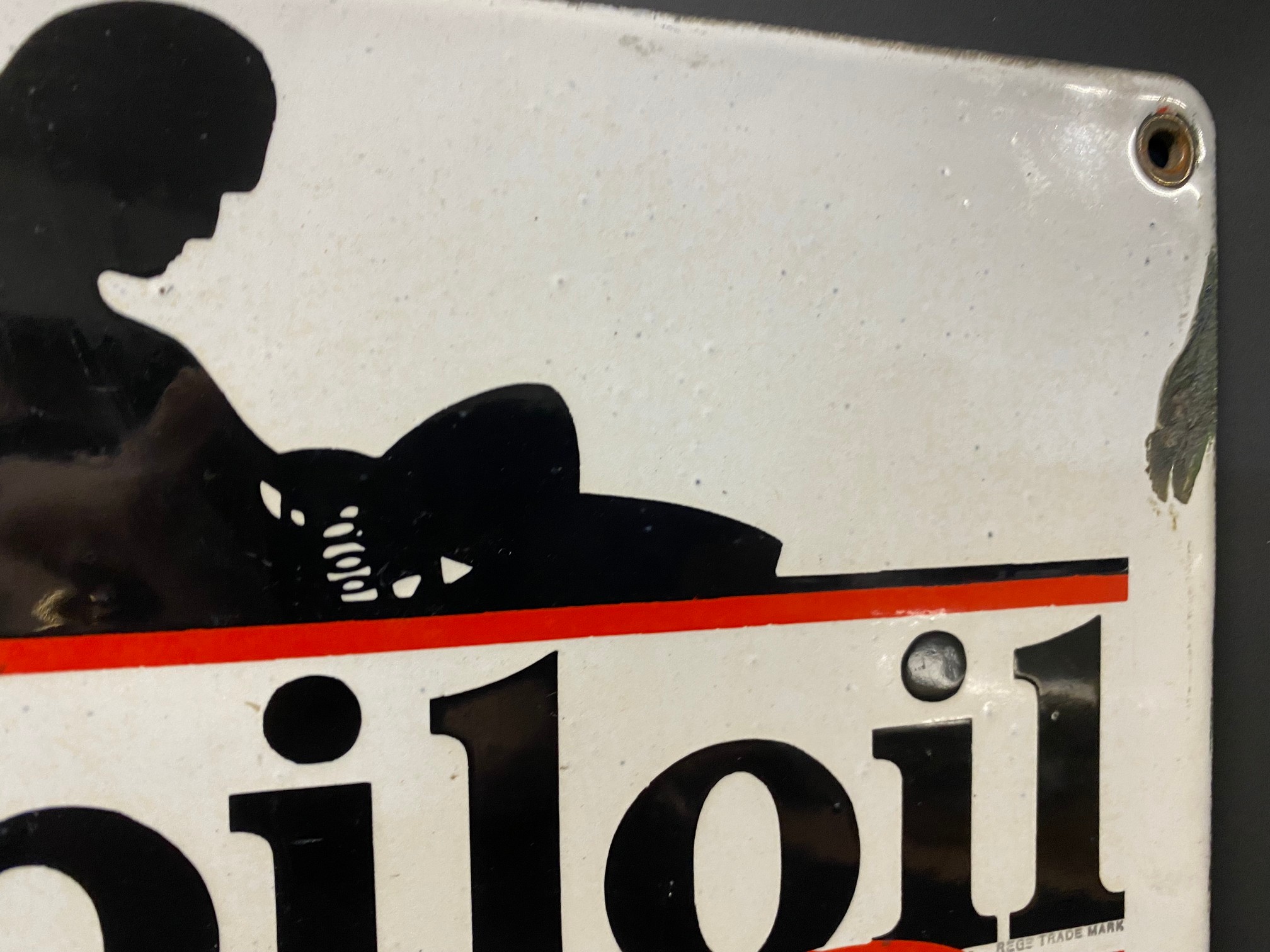 A Gargoyle Mobiloil 'D' grade enamel sign with image of a motorcycle and rider, excellent condition, - Image 5 of 6