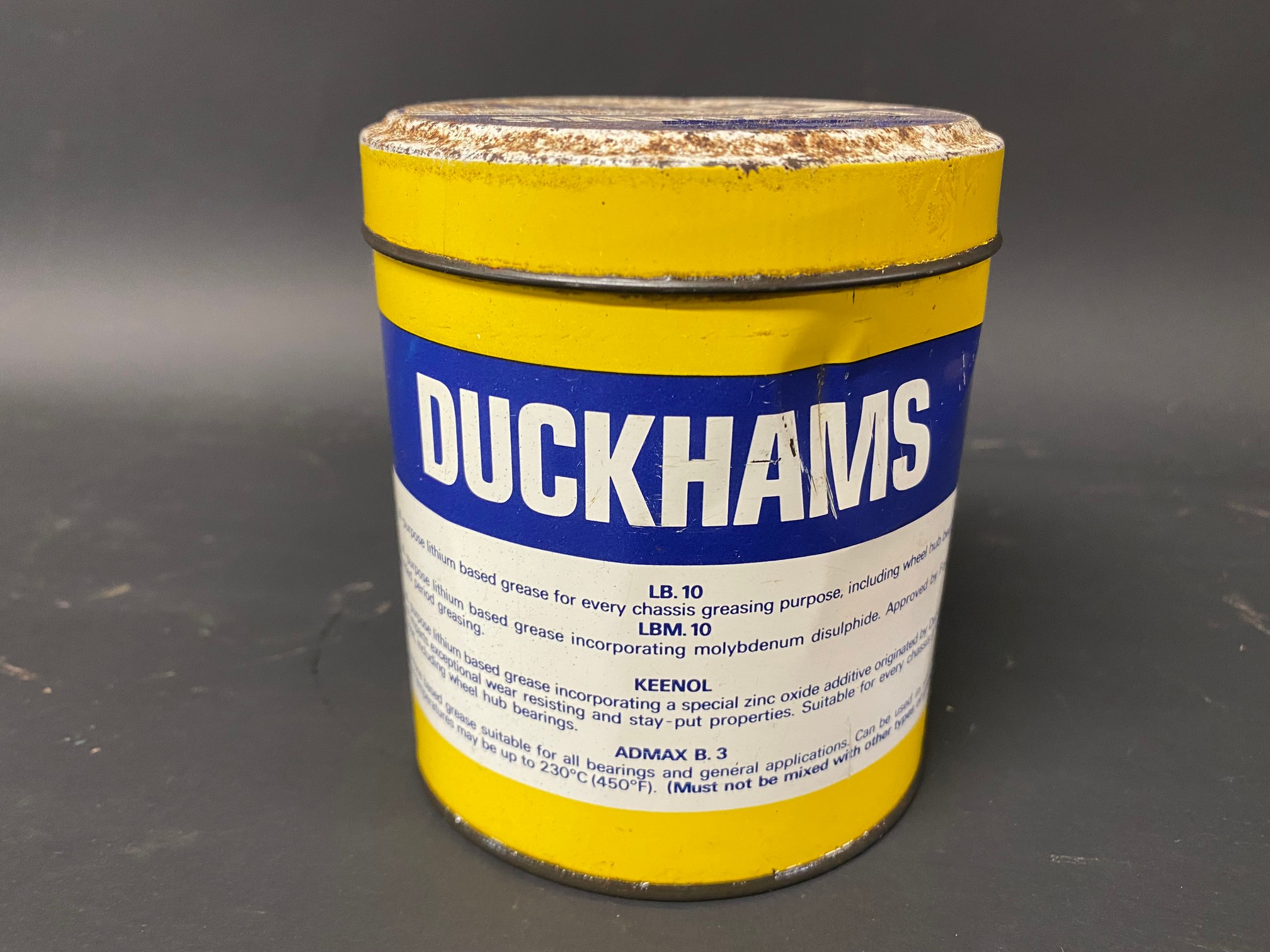 A Duckhams Grease tin. - Image 2 of 4