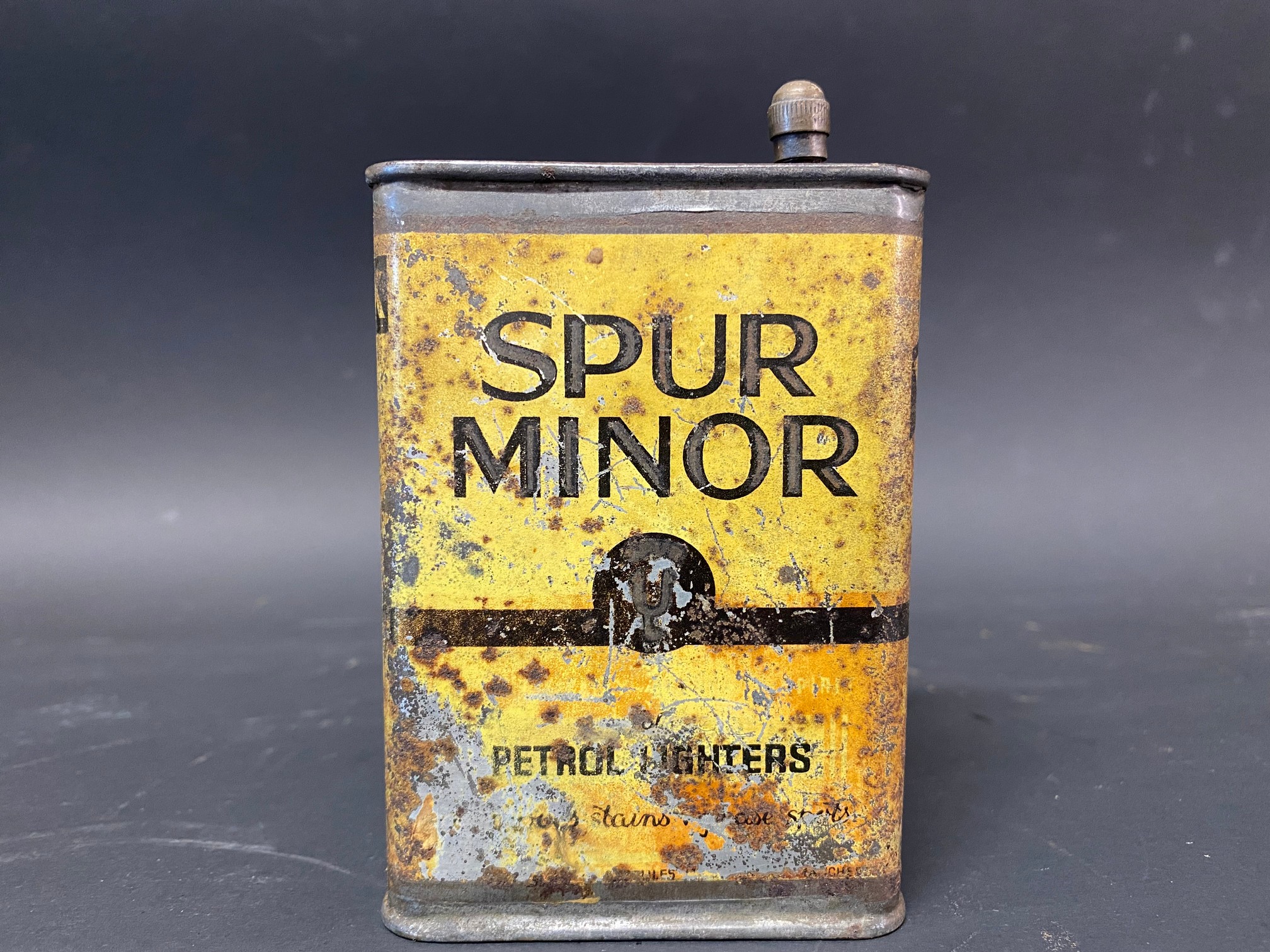 A small Spur Minor petrol lighters fuel tin. - Image 3 of 6