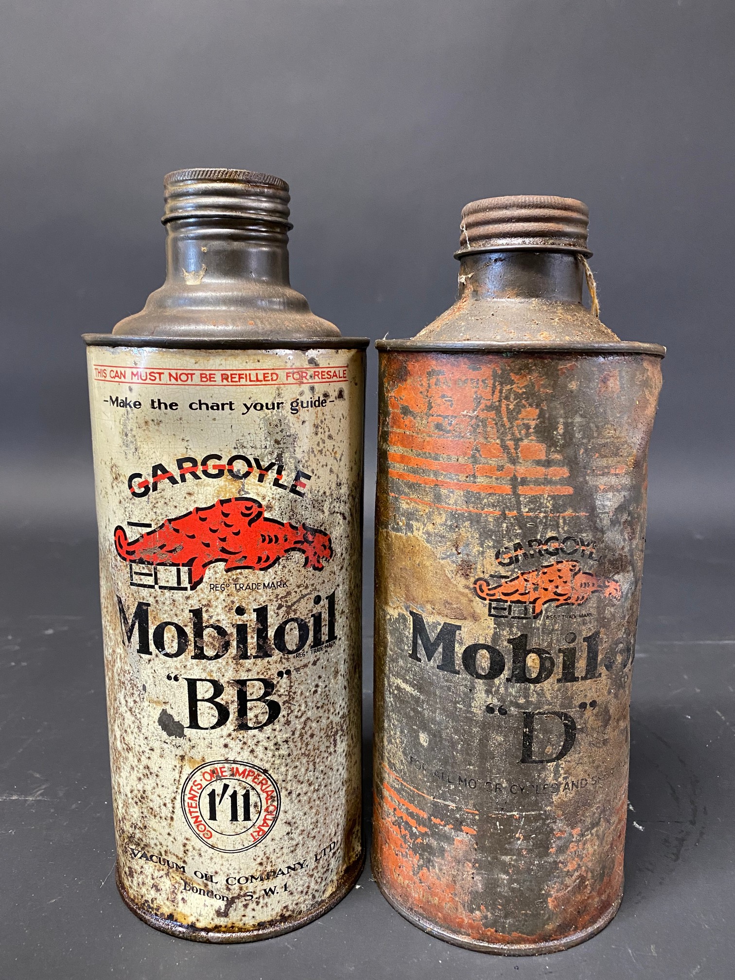 A Gargoyle Mobiloil 'BB' grade quart can and another for 'D' grade.