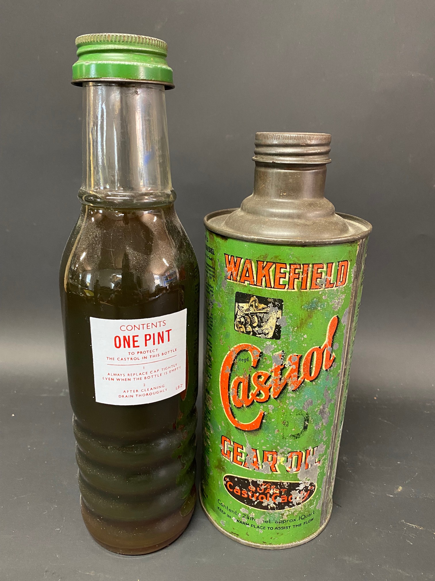 A Wakefield Castrol Gear Oil quart can and a Castrol pint oil bottle. - Image 2 of 2