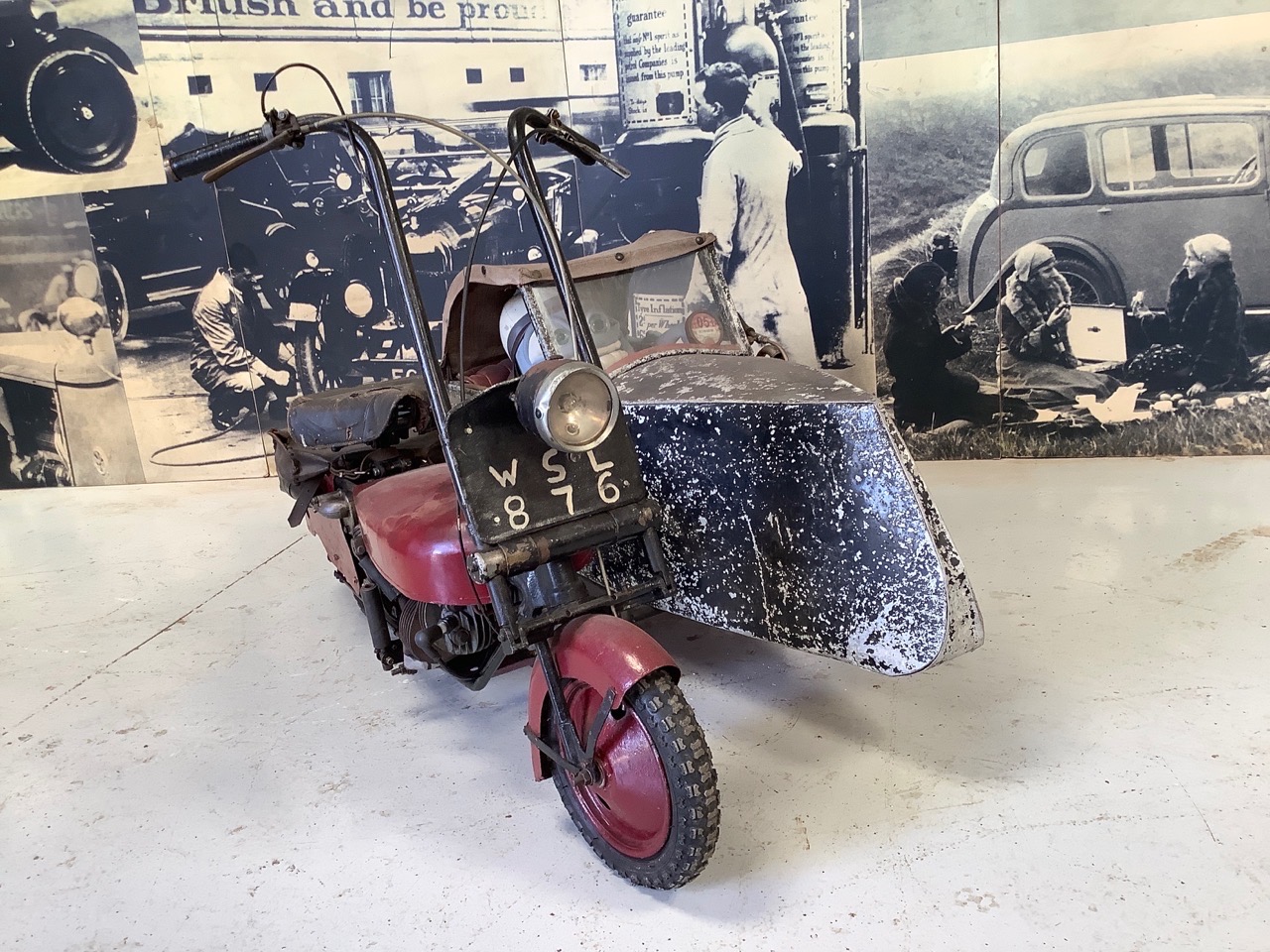 1949 Brockhouse Corgi and a circa 1939 Watsonian Child’s Sidecar Reg. no. WSL 876 Frame no. 14935 - Image 2 of 7