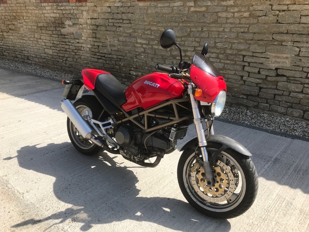 1999 Ducati Monster M900 Reg. no. T894 JLE Frame no. ZDM900M-020406 Engine no. 049237 - Image 2 of 13