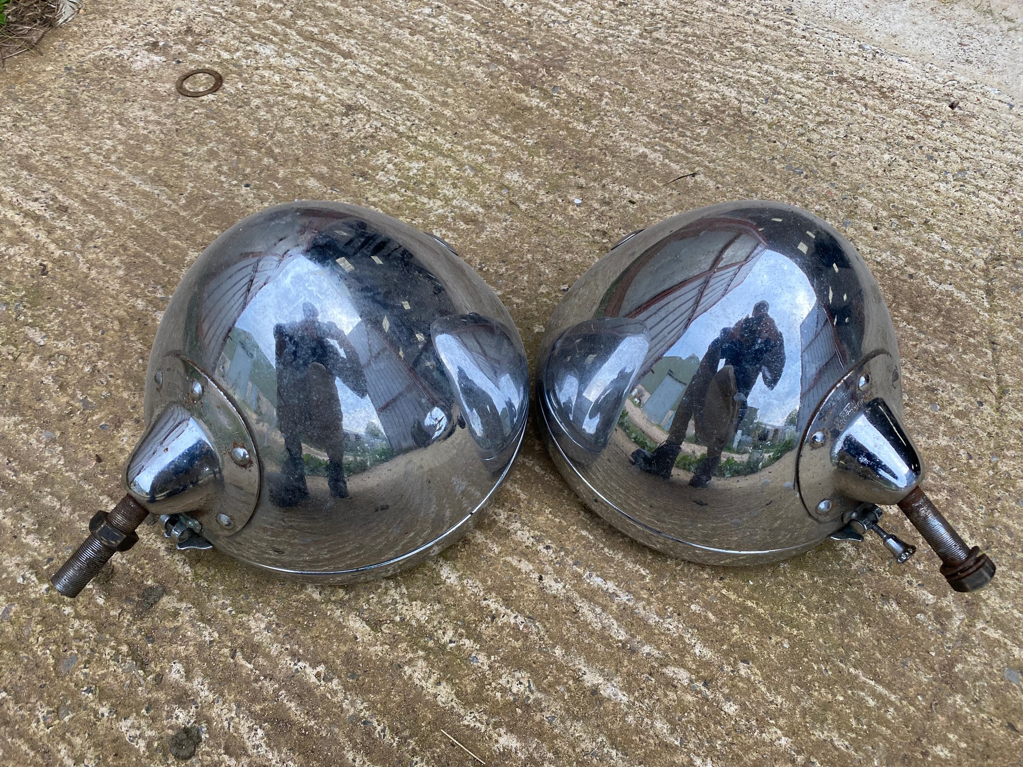 A pair of Rotax LBD 165 headlamps, approx. 9 3/4" diameter. - Image 2 of 4