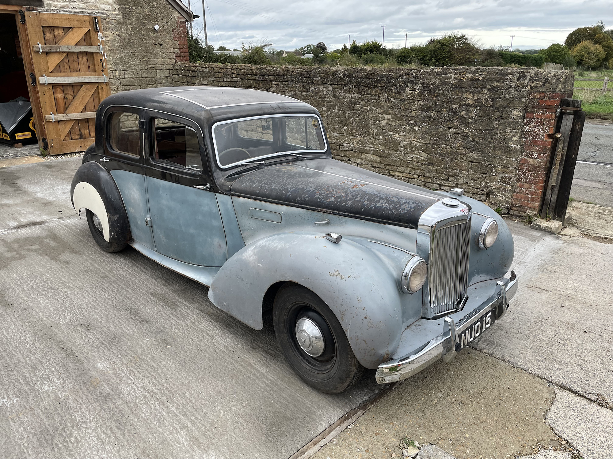 1950s Alvis TA21 Project Reg. no. NUO 15 Chassis no. 24596 Engine no. 24596