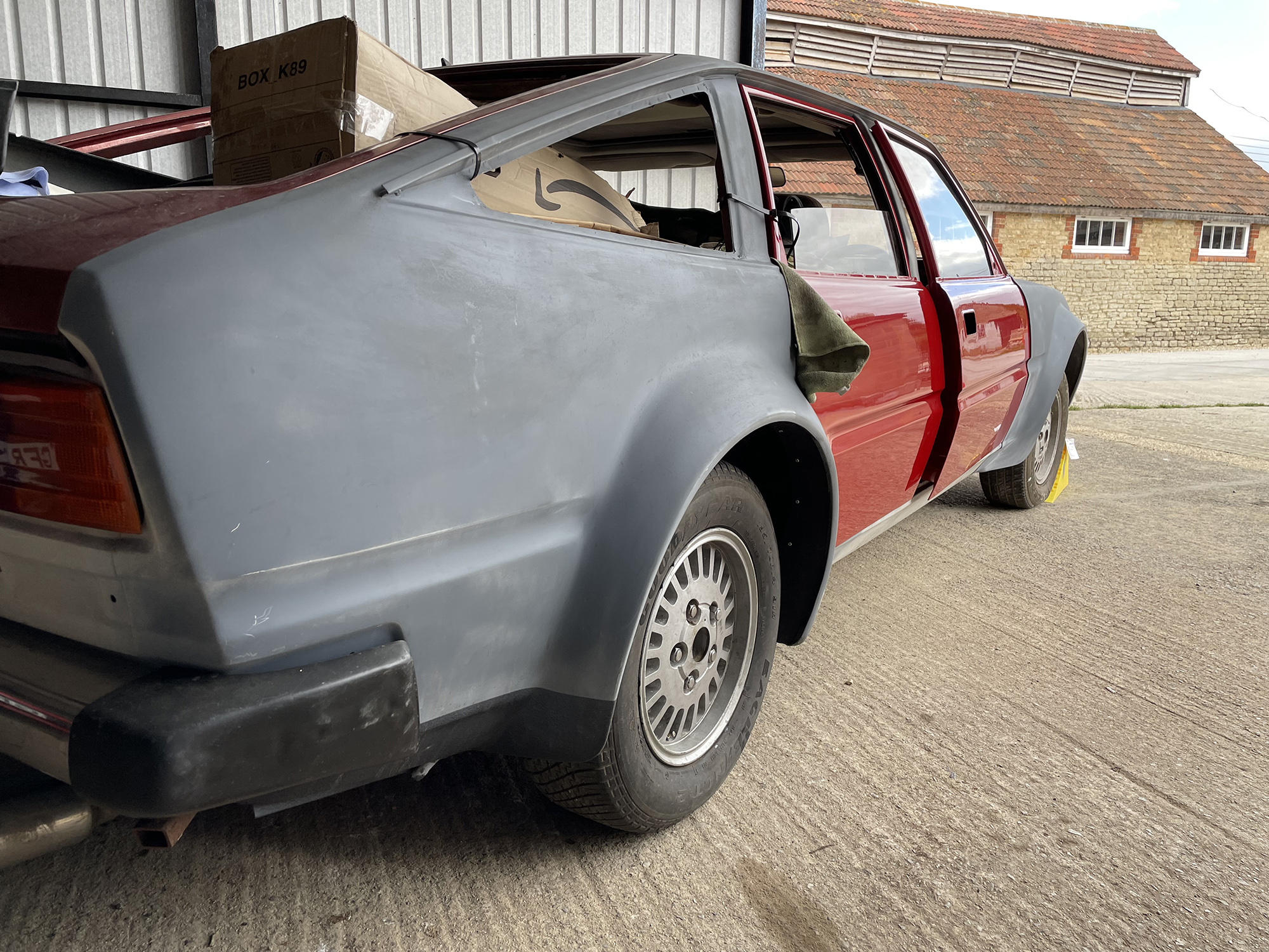 1981 Rover SD1 V8 Reg. no. XTM 192X Chassis no. t.b.a. Engine no. t.b.a. - Image 14 of 18