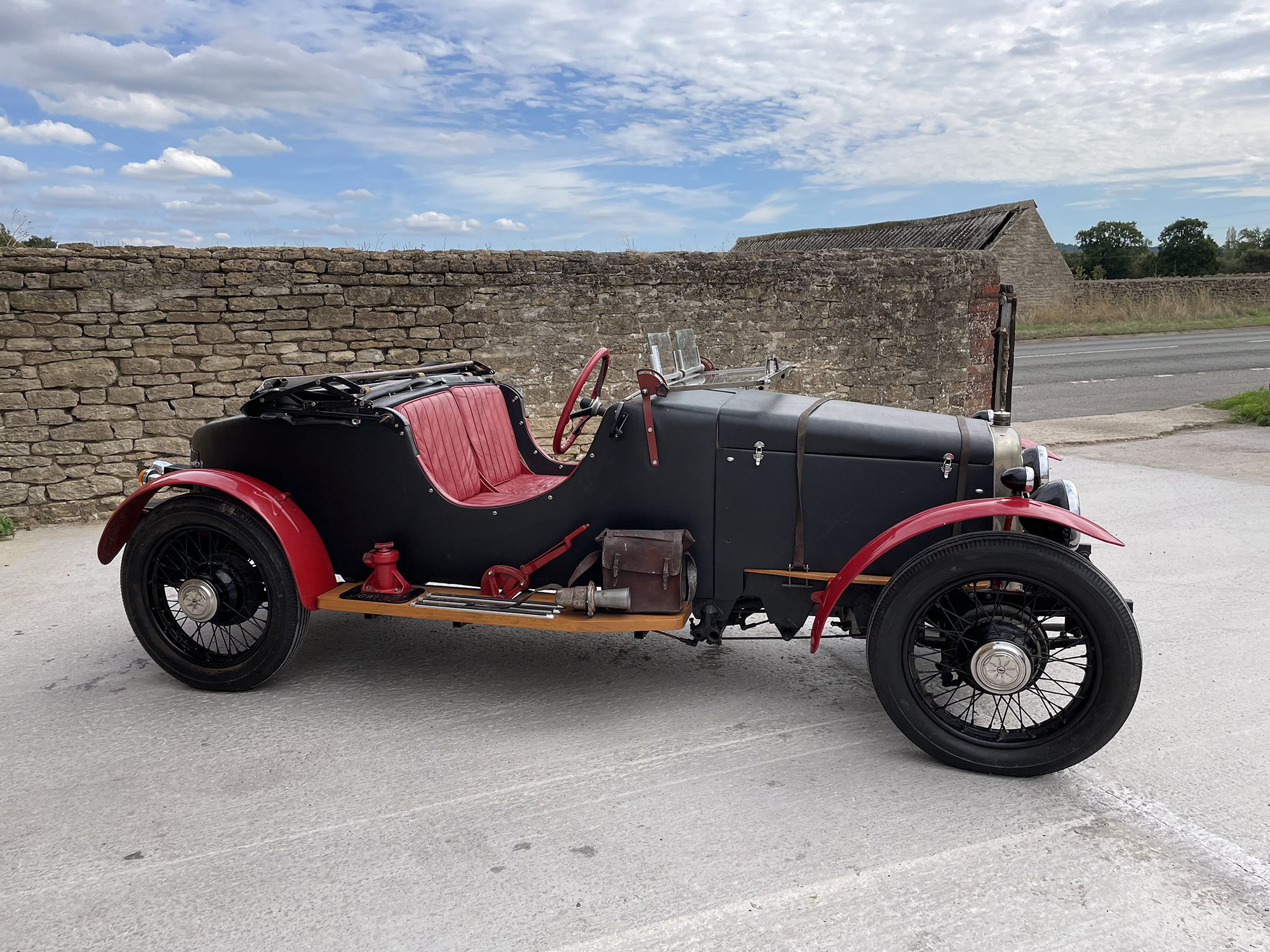 1934 Jowett 2-seater Tourer Reg. no. KFF 168 Chassis no. 437699 Engine no. 437699