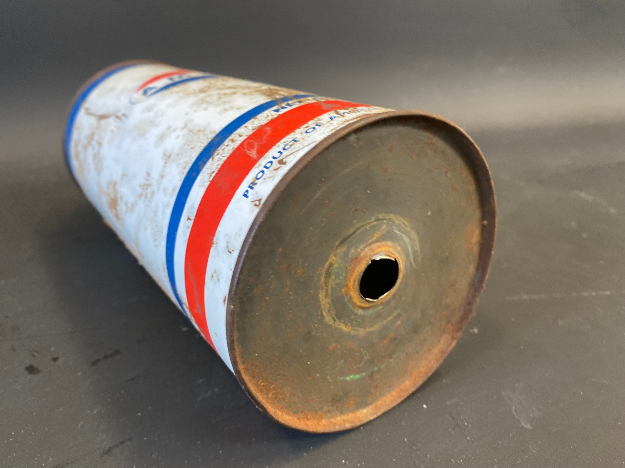 An Amoco cylindrical quart can. - Image 4 of 4