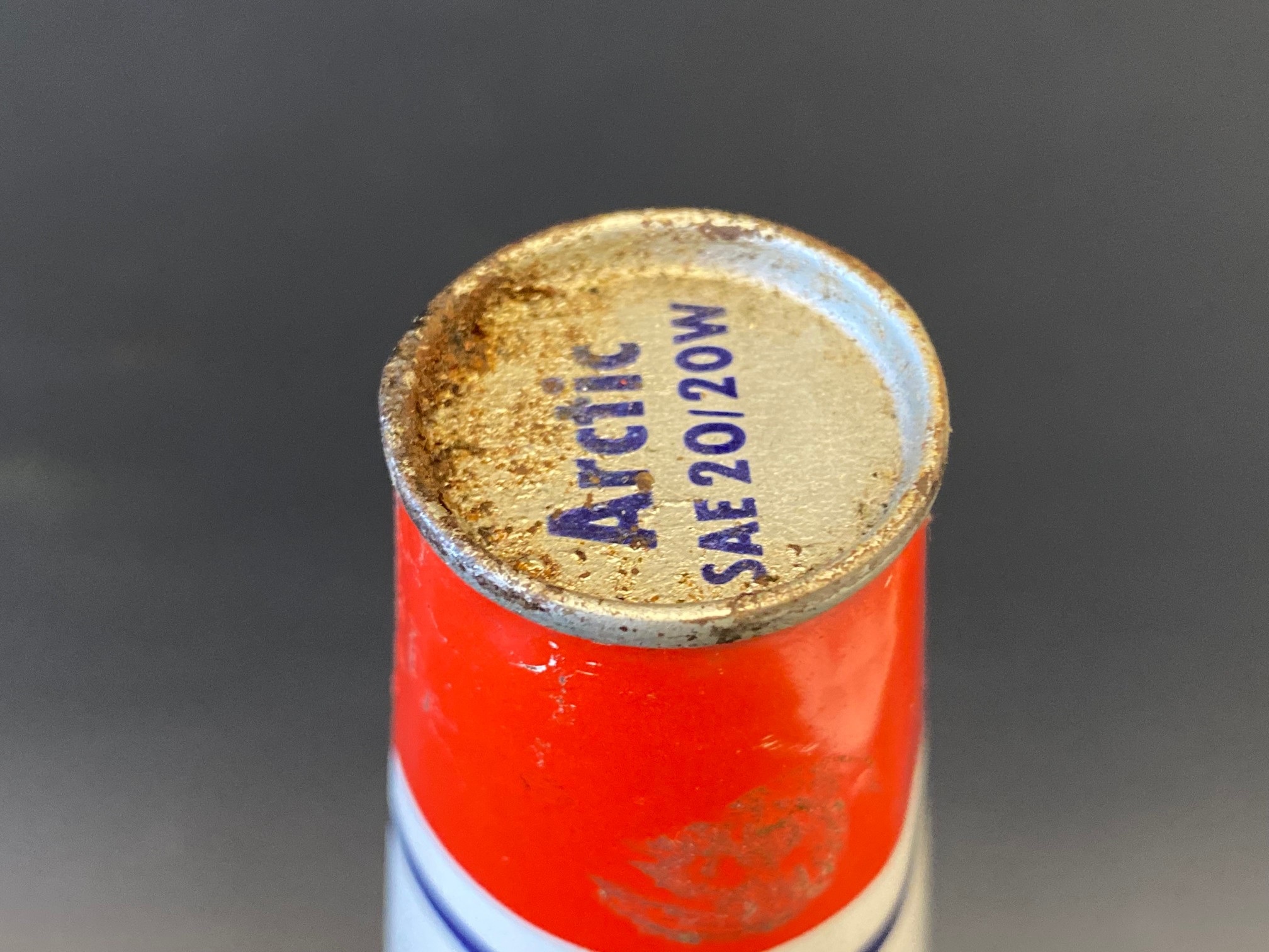 A Continental Mobiloil conical can. - Image 3 of 4