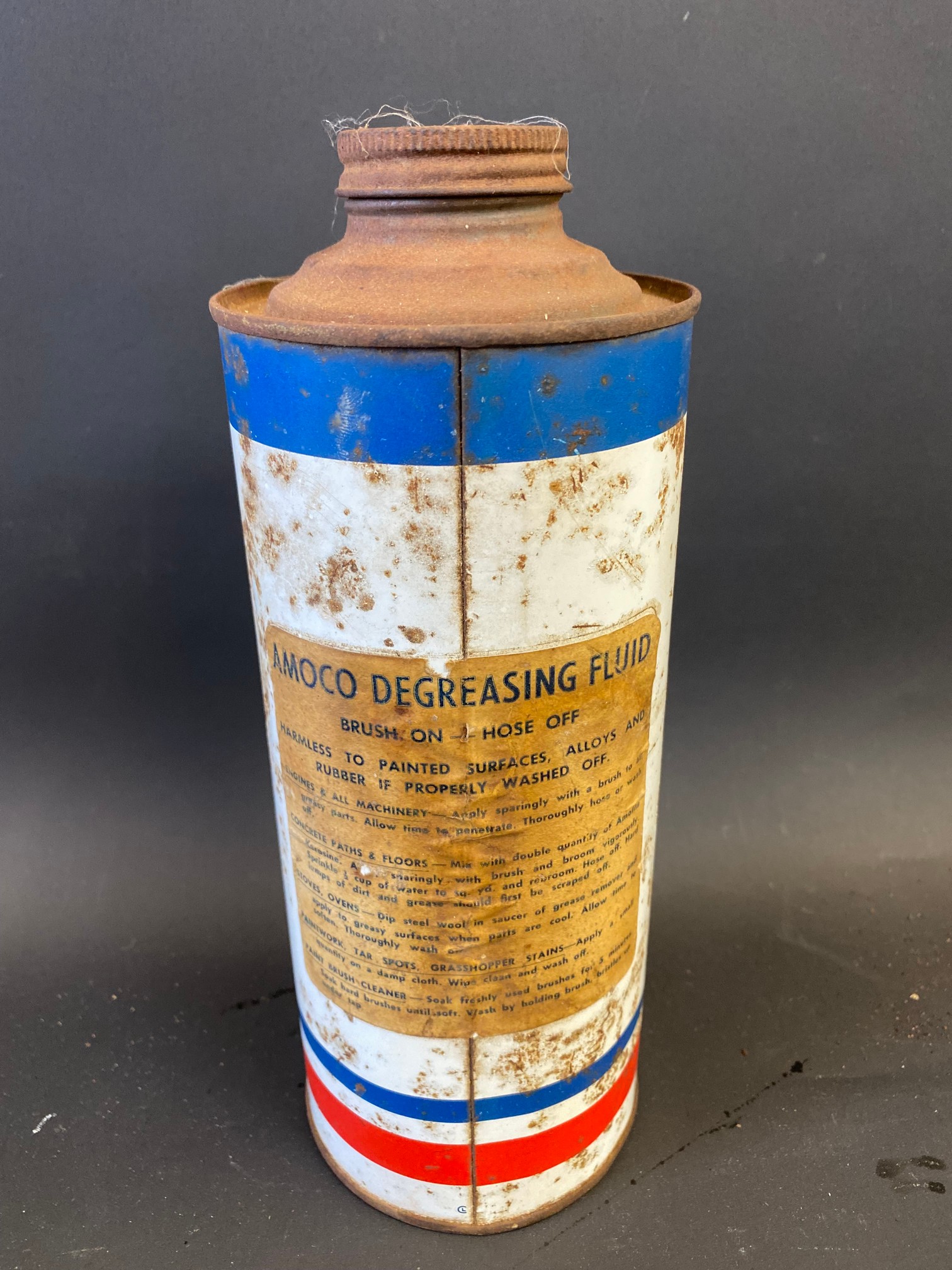 An Amoco cylindrical quart can. - Image 2 of 4