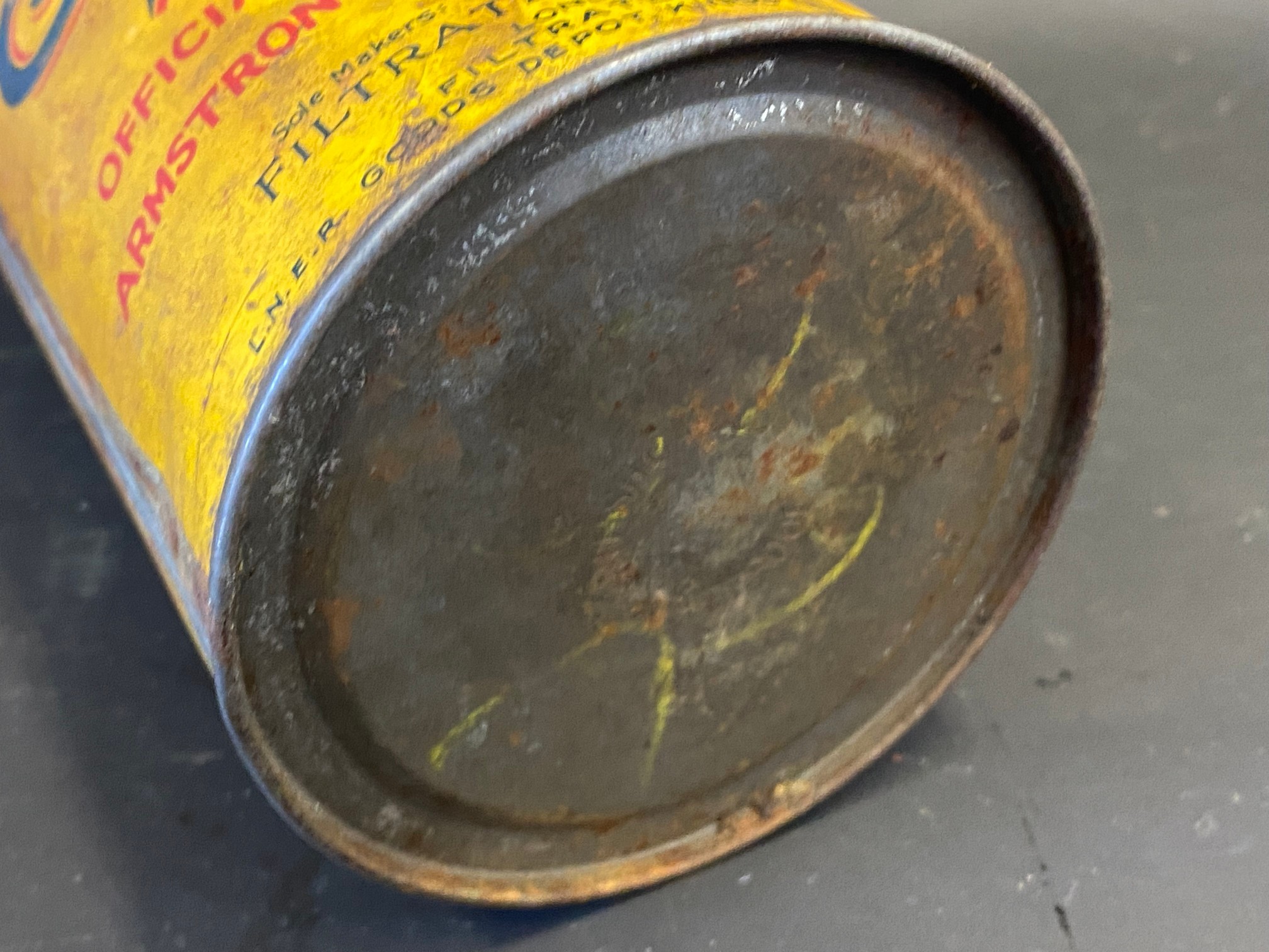 A Filtrate For Armstrong Siddeley quart cylindrical oil can. - Image 4 of 4