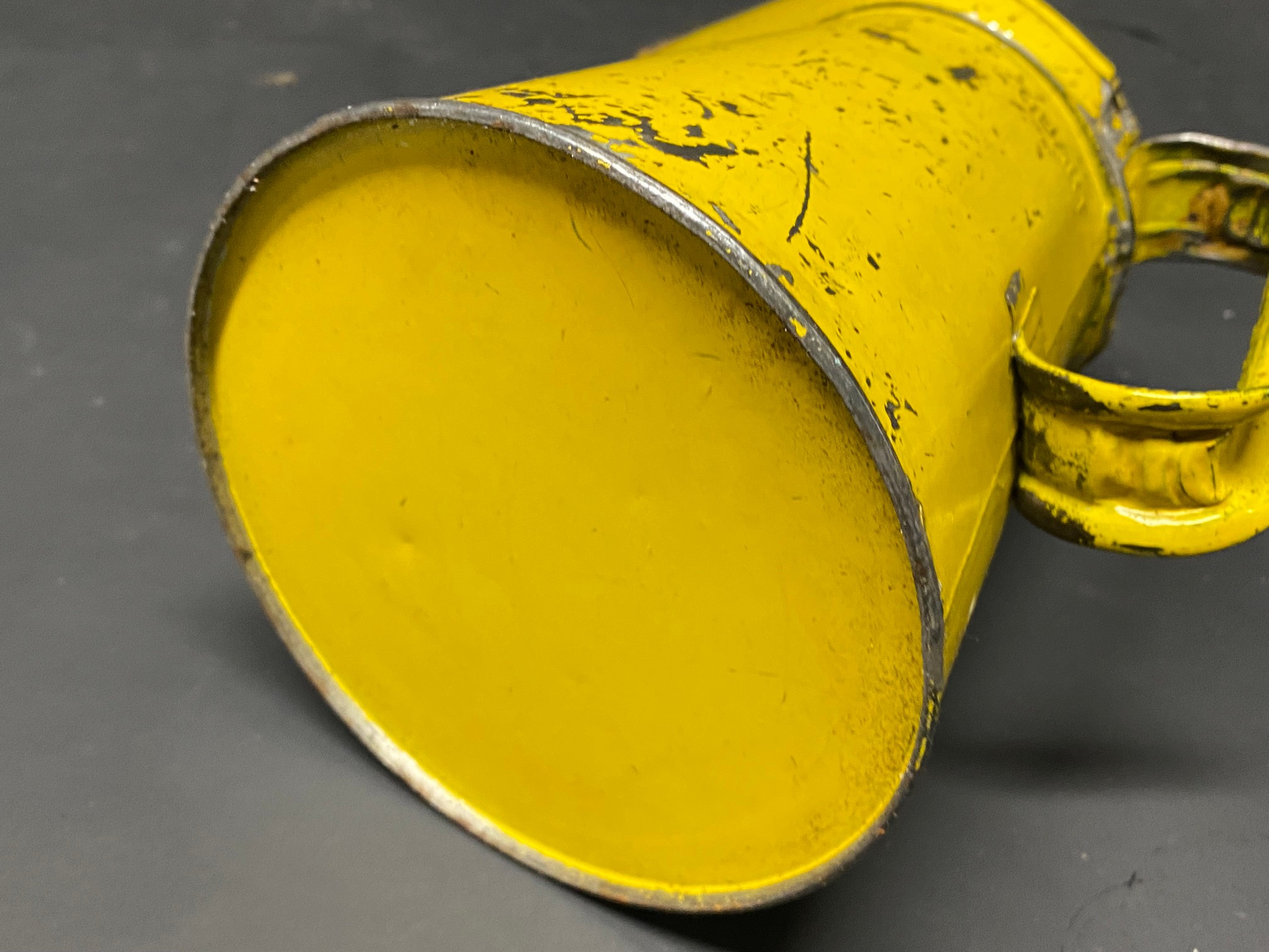An Esso Golden quart oil measure. - Image 5 of 5
