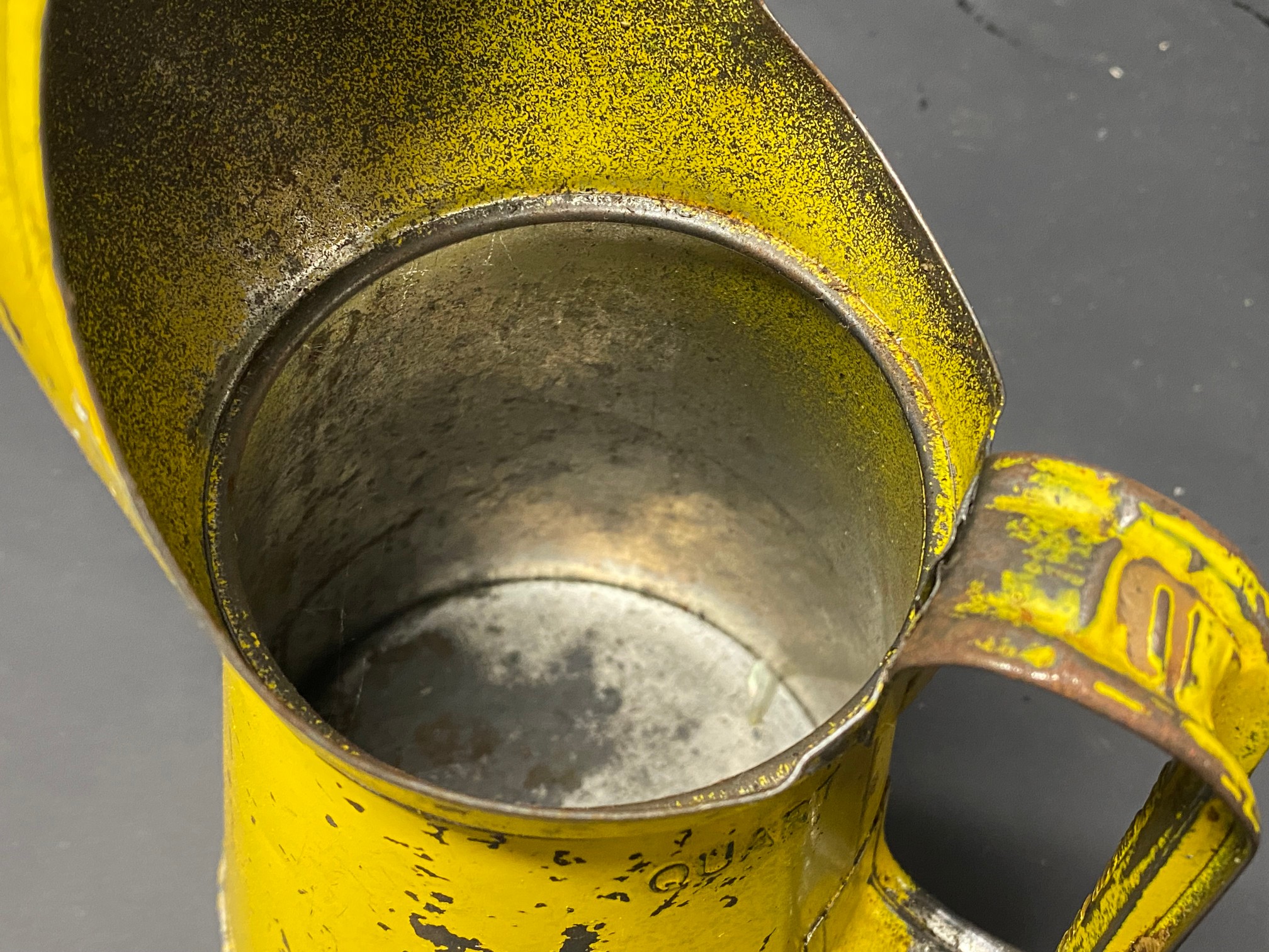 An Esso Golden quart oil measure. - Image 4 of 5