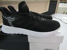 Adidas Running Shoes size 5.5 UK RRP £60 new & boxed see image for design