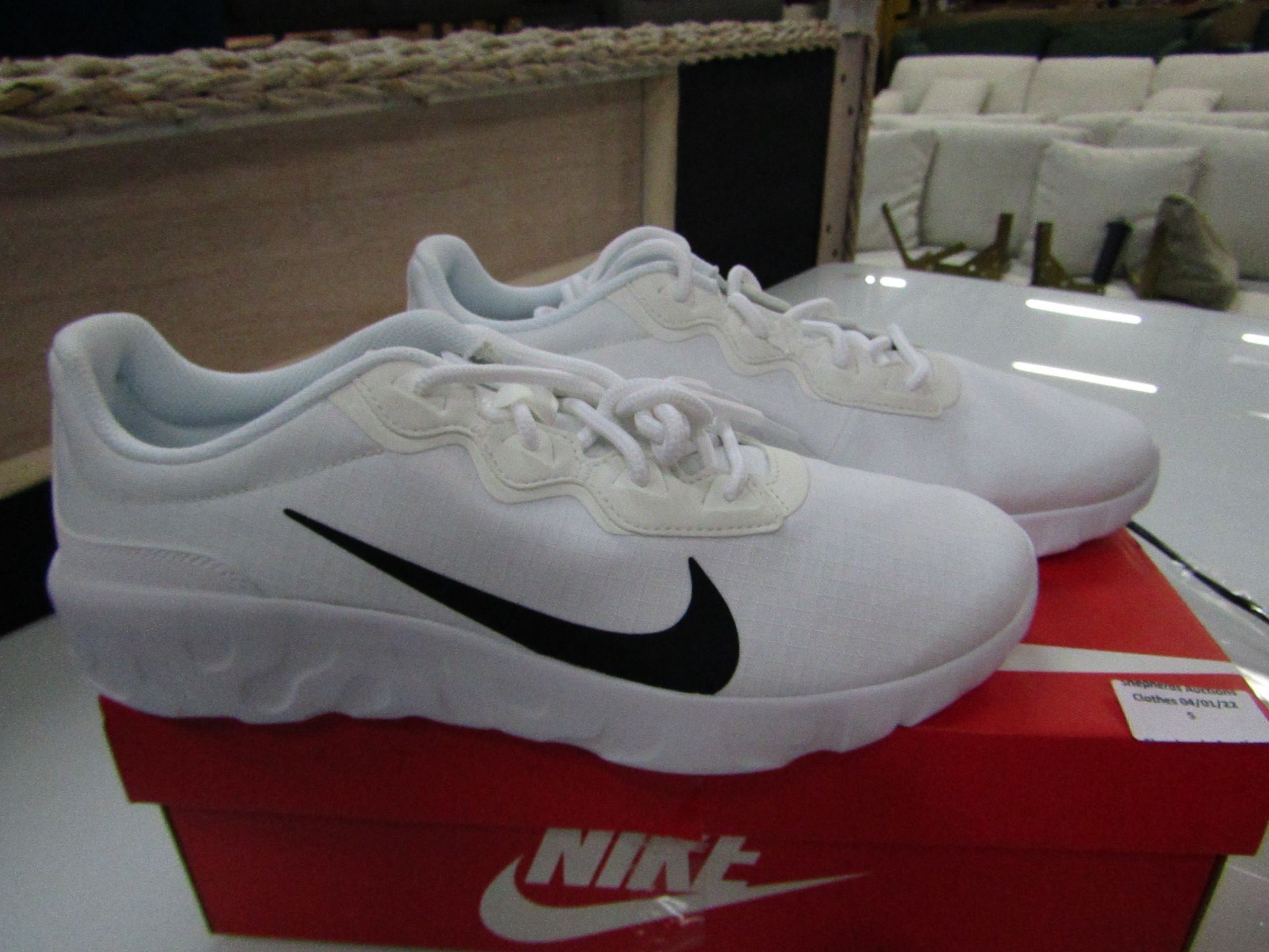 Nike Explore Strada Mens Shoe size 9 UK RRP £59 new & boxed see image for design