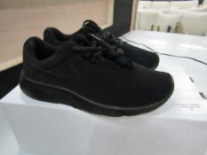 Nike Kids Shoes size 3 UK RRP £30 new & boxed see image for design