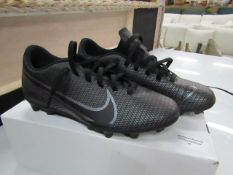 Nike Kids Merc Football Boots size 6 RRP £60 new & boxed see image for design