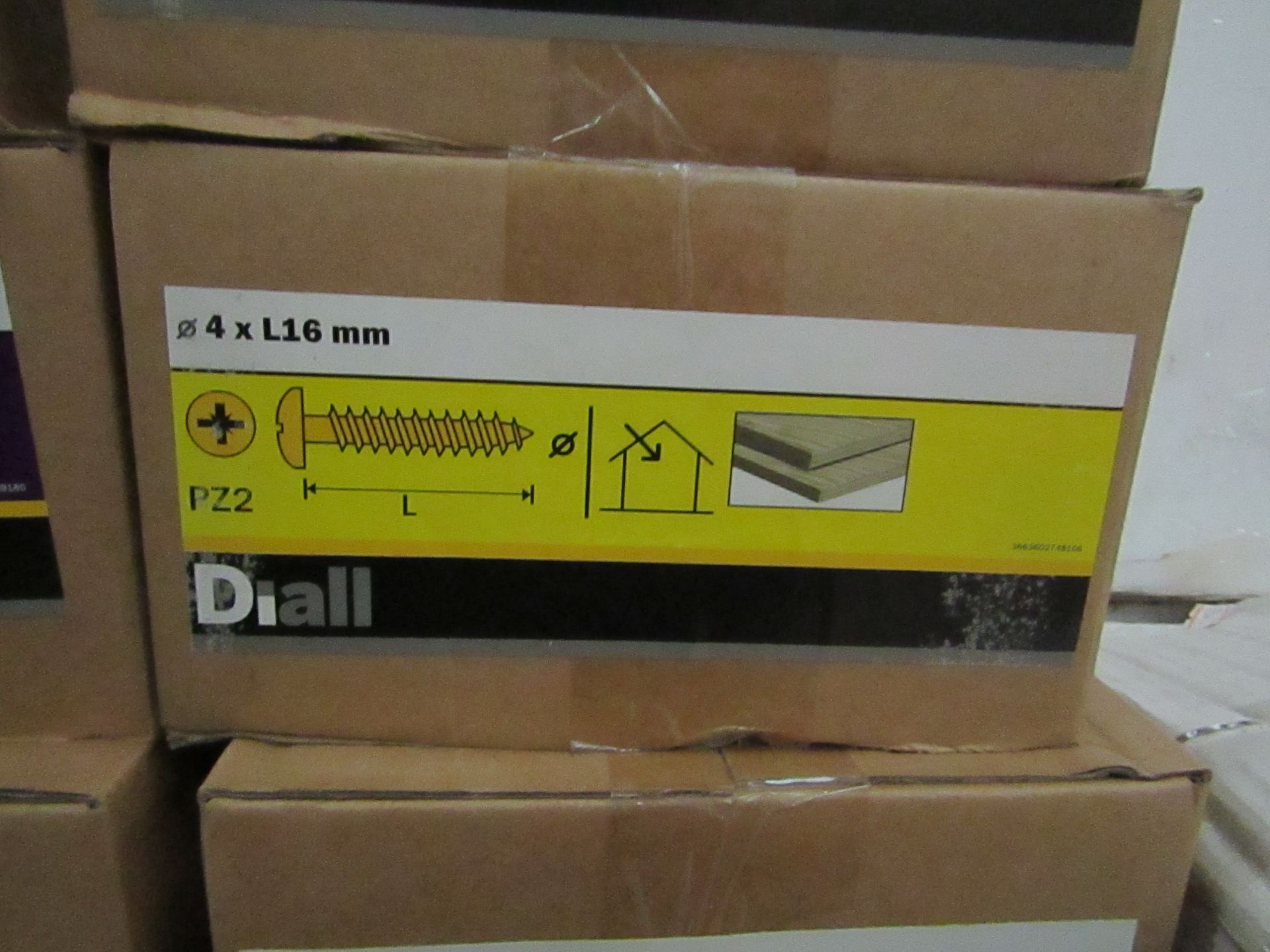 Diall - Wood Screw Pan YZP (4x16mm) - Unused & Boxed.