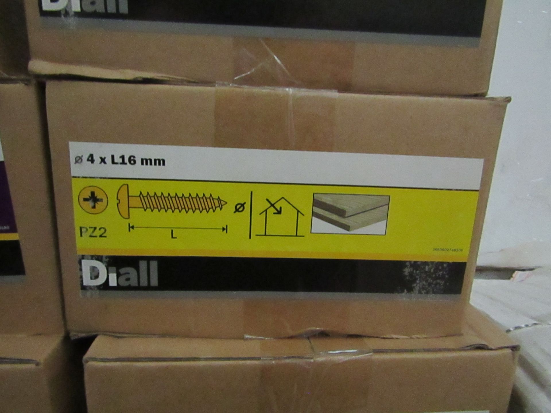 Diall - Wood Screw Pan YZP (4x16mm) - Unused & Boxed.