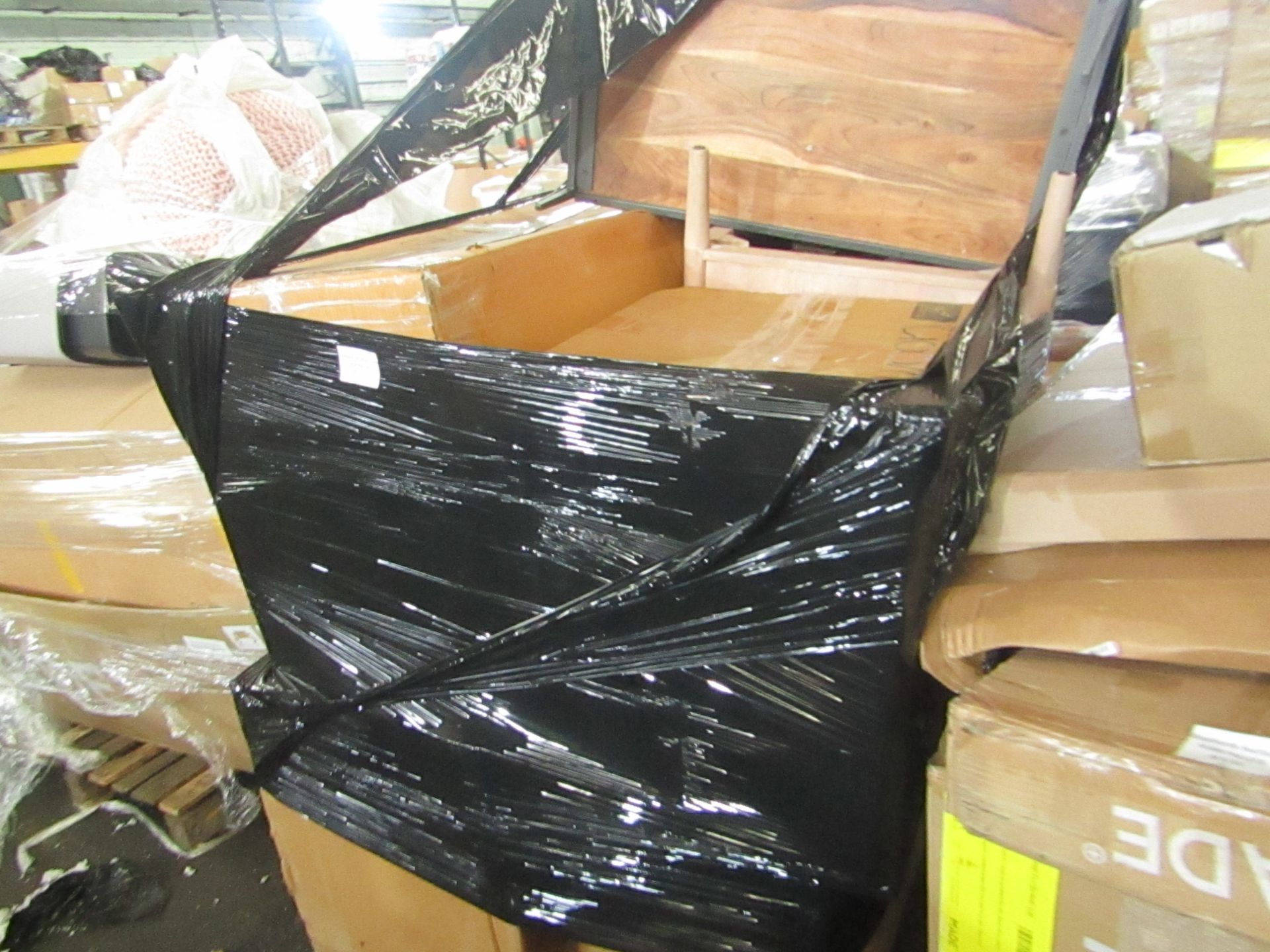 | 1X | PALLET OF FAULTY / MISSING PARTS / DAMAGED CUSTOMER RETURNS SWOON STOCK UNMANIFESTED | PALLET